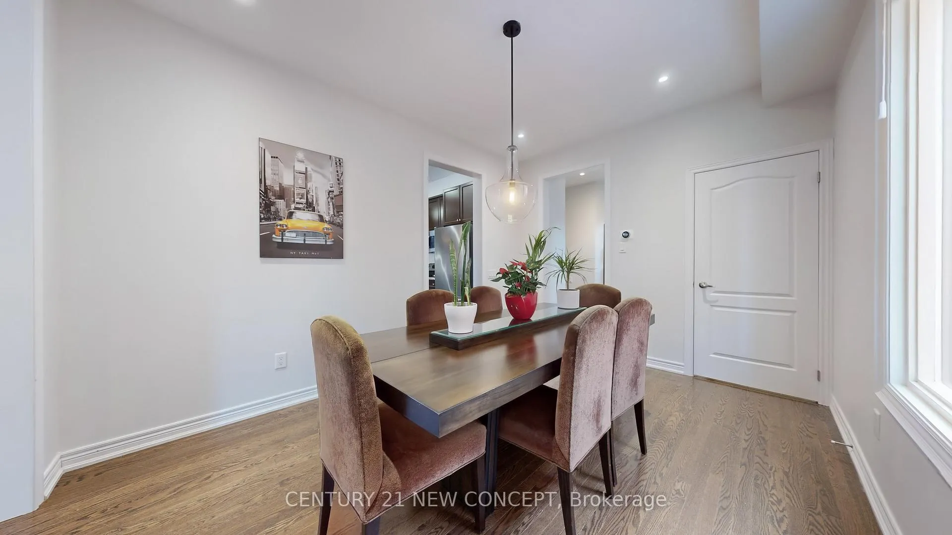 Photo 8 of 24 Reynolds Crescent, Aurora, Bayview Northeast — HOMEH