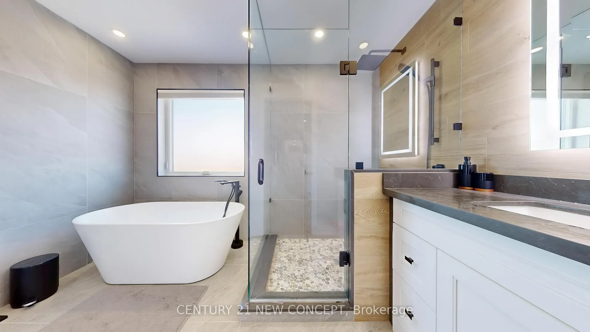 Photo 29 of 24 Reynolds Crescent, Aurora, Bayview Northeast — HOMEH