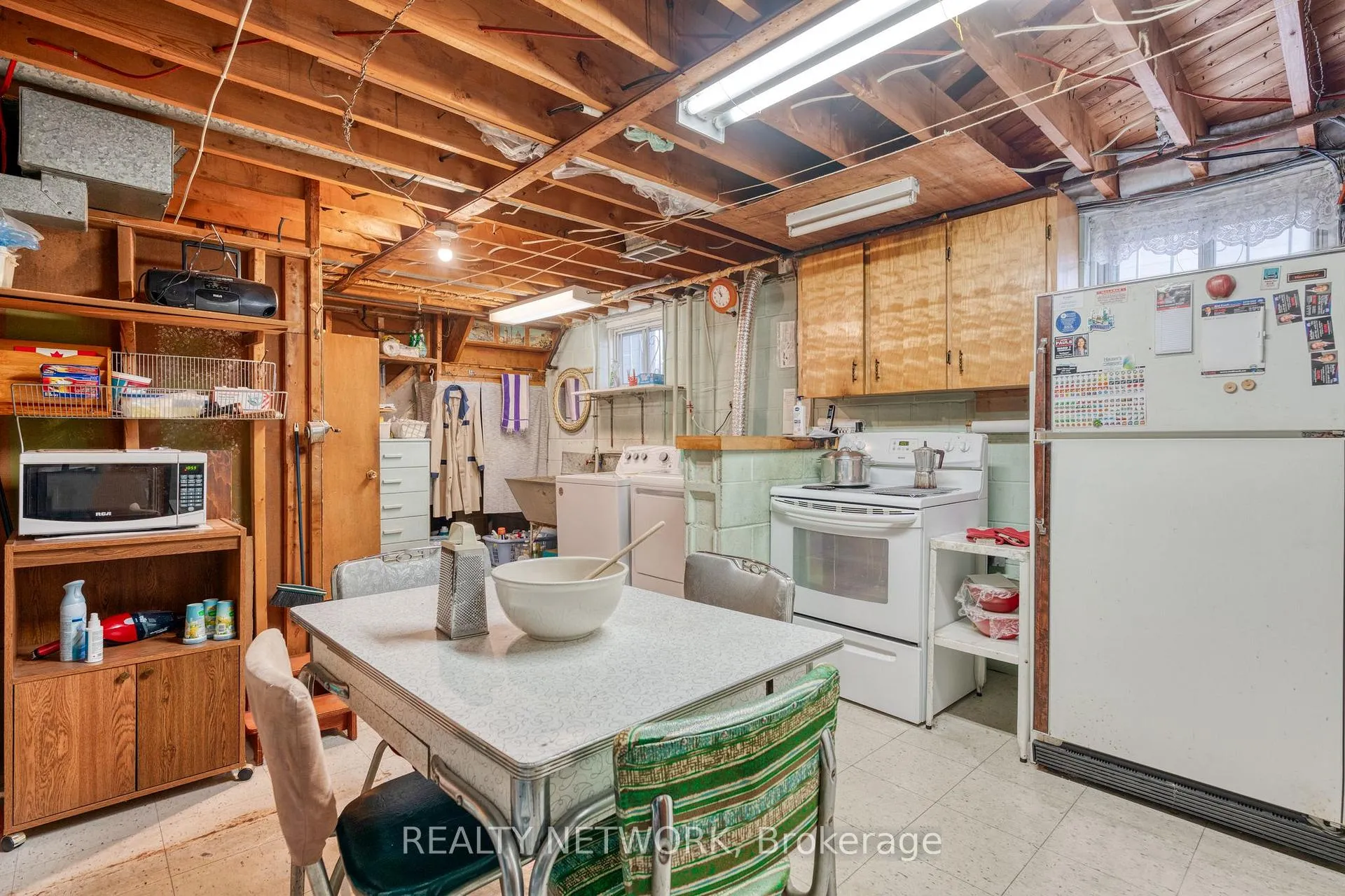 Photo 19 of 71 Lilacside Drive, Hamilton, Thorner — HOMEH