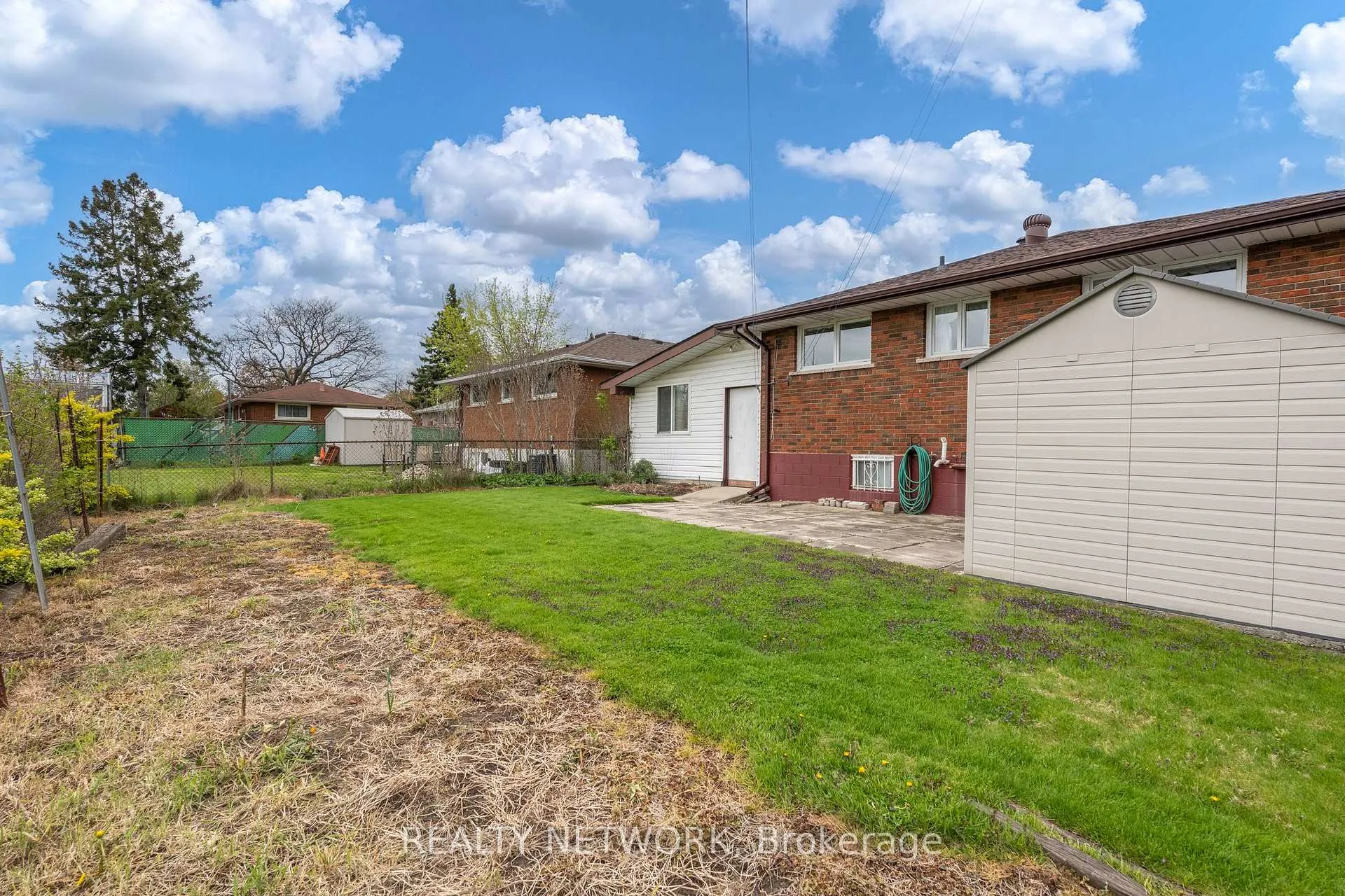 Photo 31 of 71 Lilacside Drive, Hamilton, Thorner — HOMEH