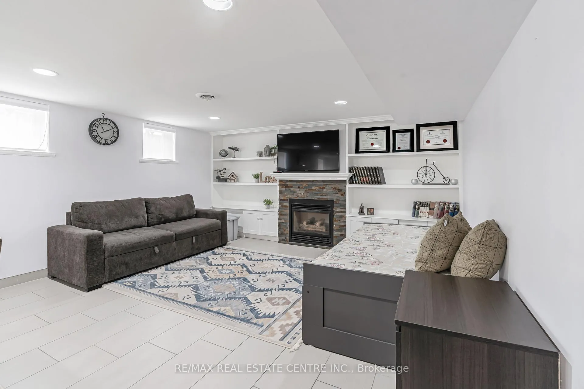 Photo 25 of 86 Windermere Court, Brampton, Northwood Park — HOMEH