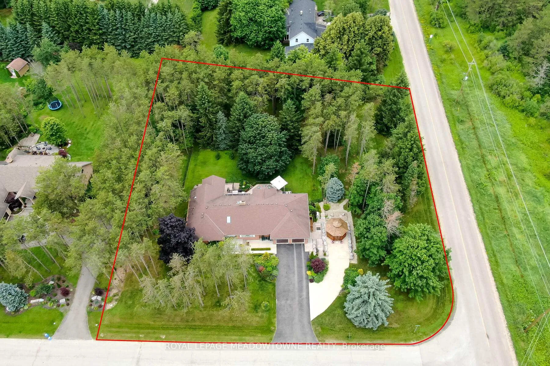 Photo 4 of 34 Pine Ridge Road, Erin — HOMEH