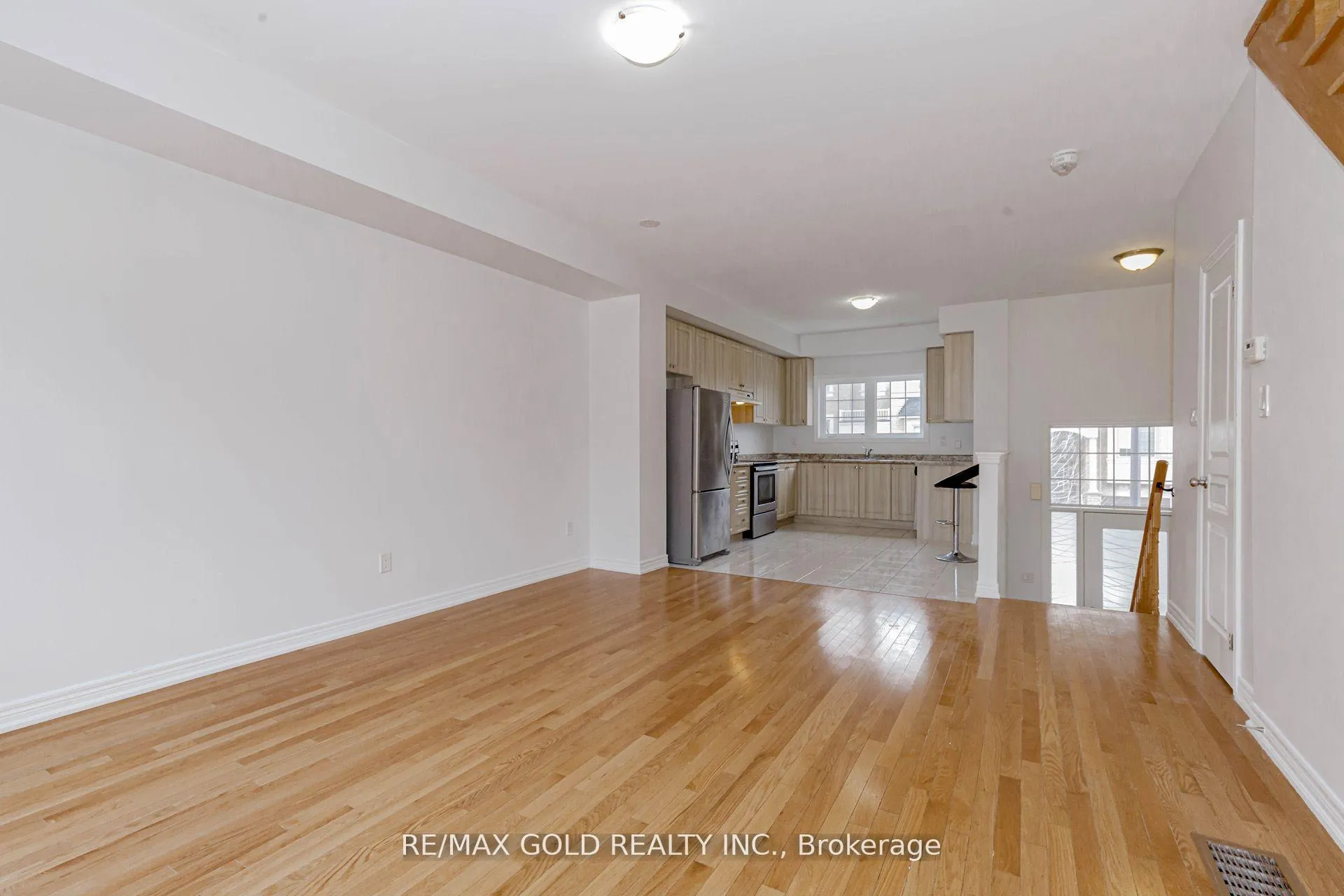 Photo 6 of 6 Botanical Avenue, Brampton, Credit Valley — HOMEH