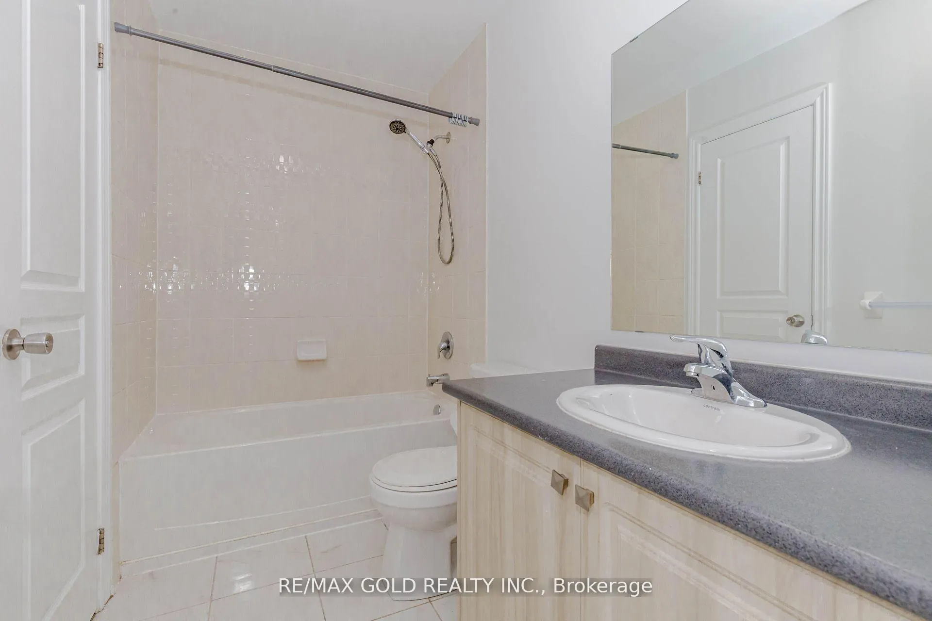 Photo 16 of 6 Botanical Avenue, Brampton, Credit Valley — HOMEH