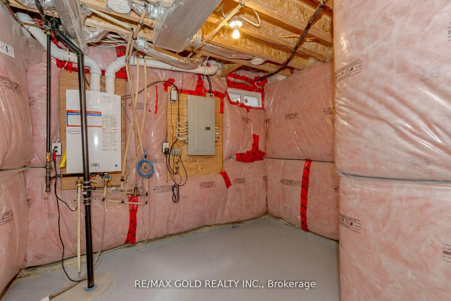 Photo 30 of 6 Botanical Avenue, Brampton, Credit Valley — HOMEH