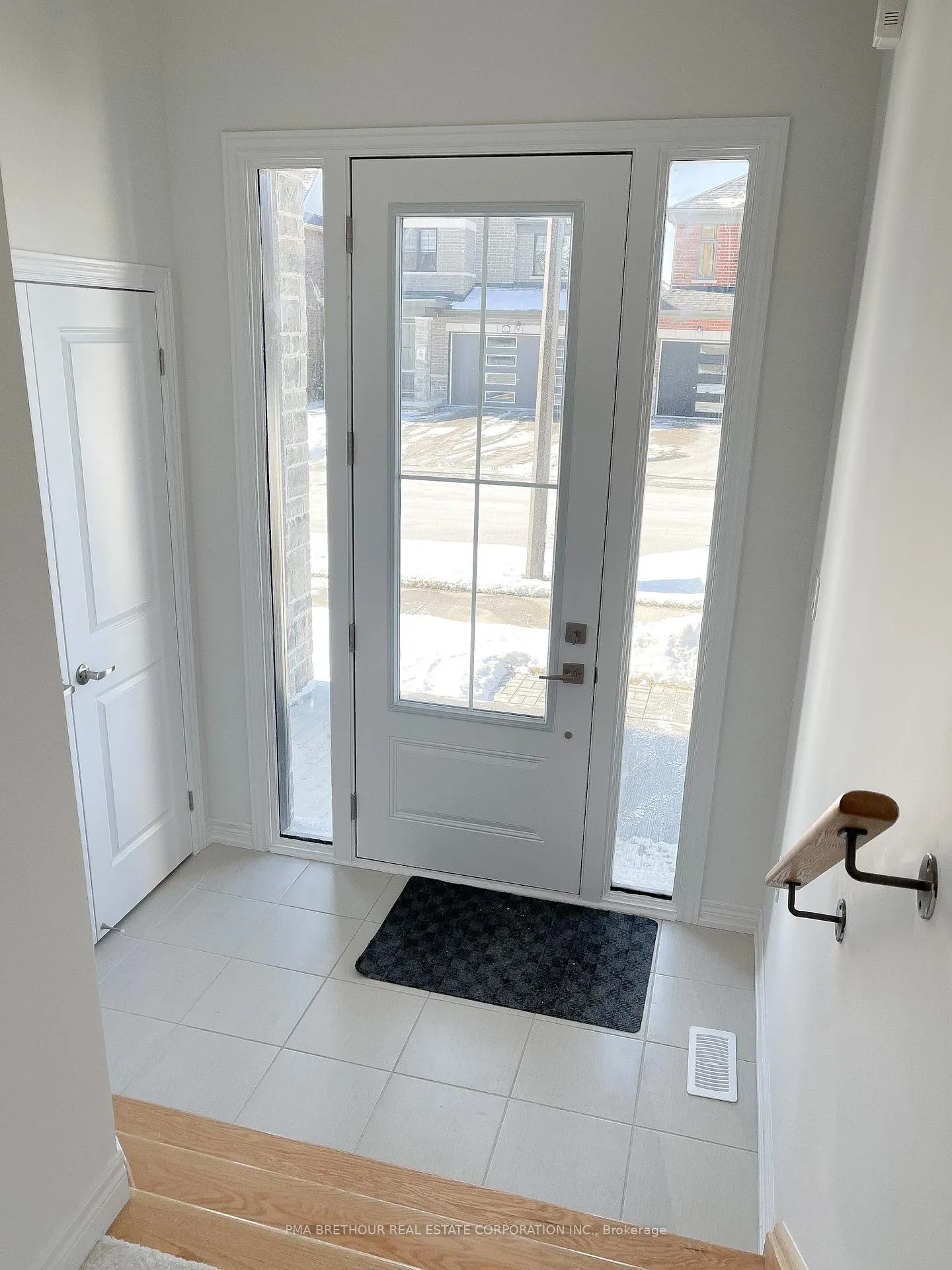 Photo 9 of 2089 Chris Mason Street, Oshawa, Kedron — HOMEH