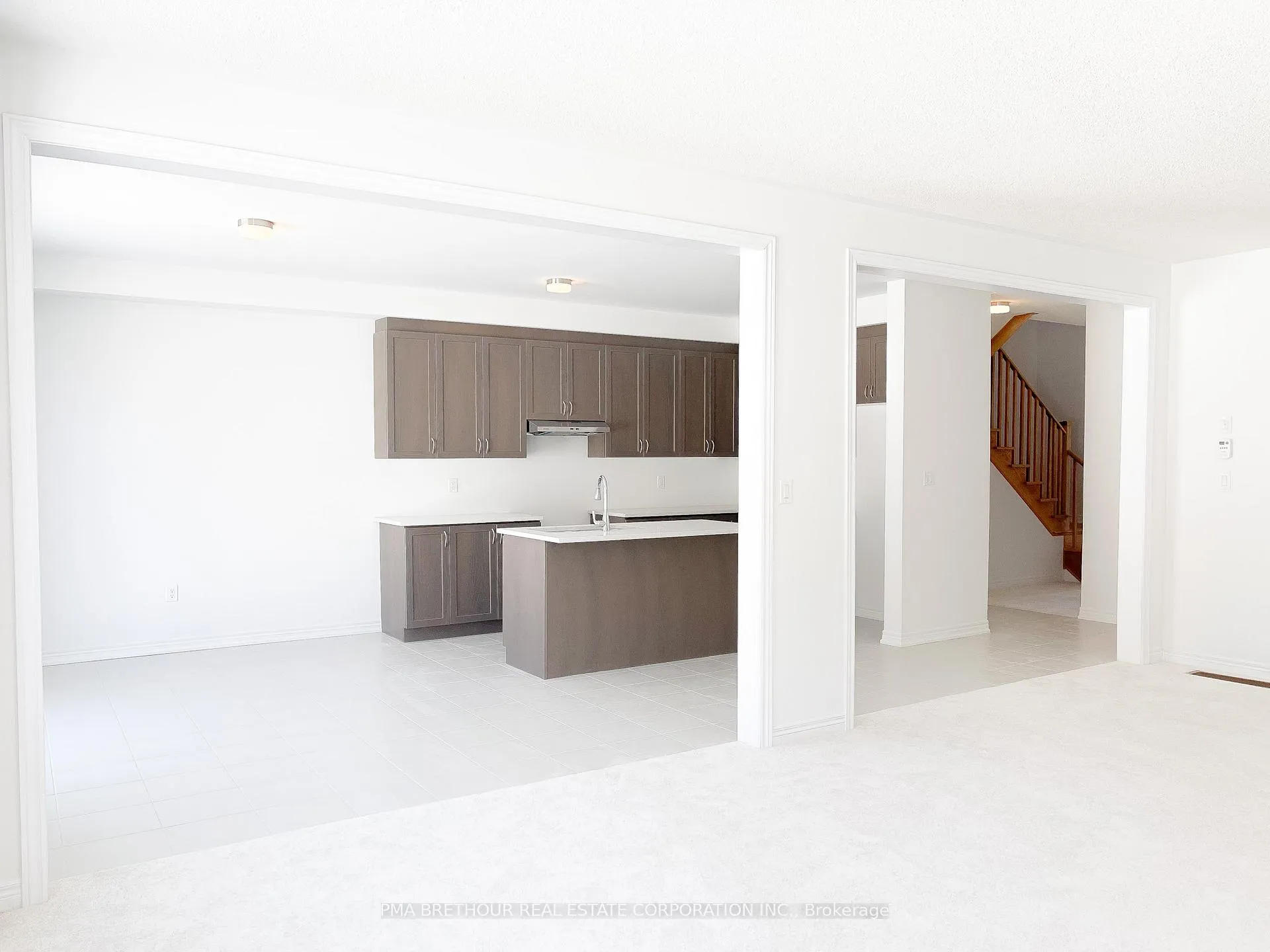 Photo 10 of 2089 Chris Mason Street, Oshawa, Kedron — HOMEH