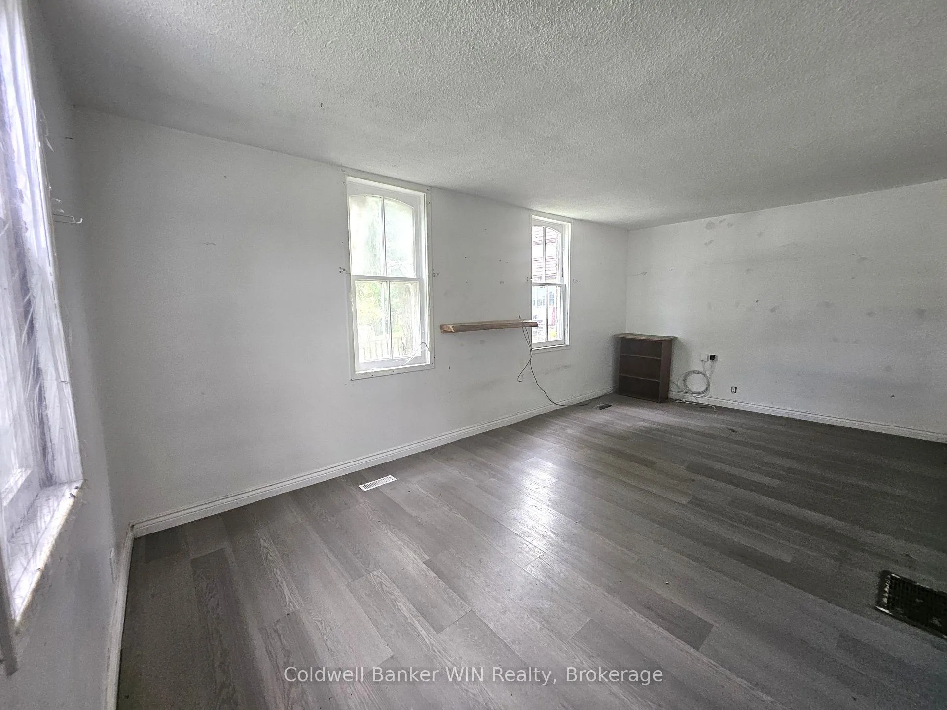 Photo 8 of 392016 Grey 109 Road, Southgate — HOMEH