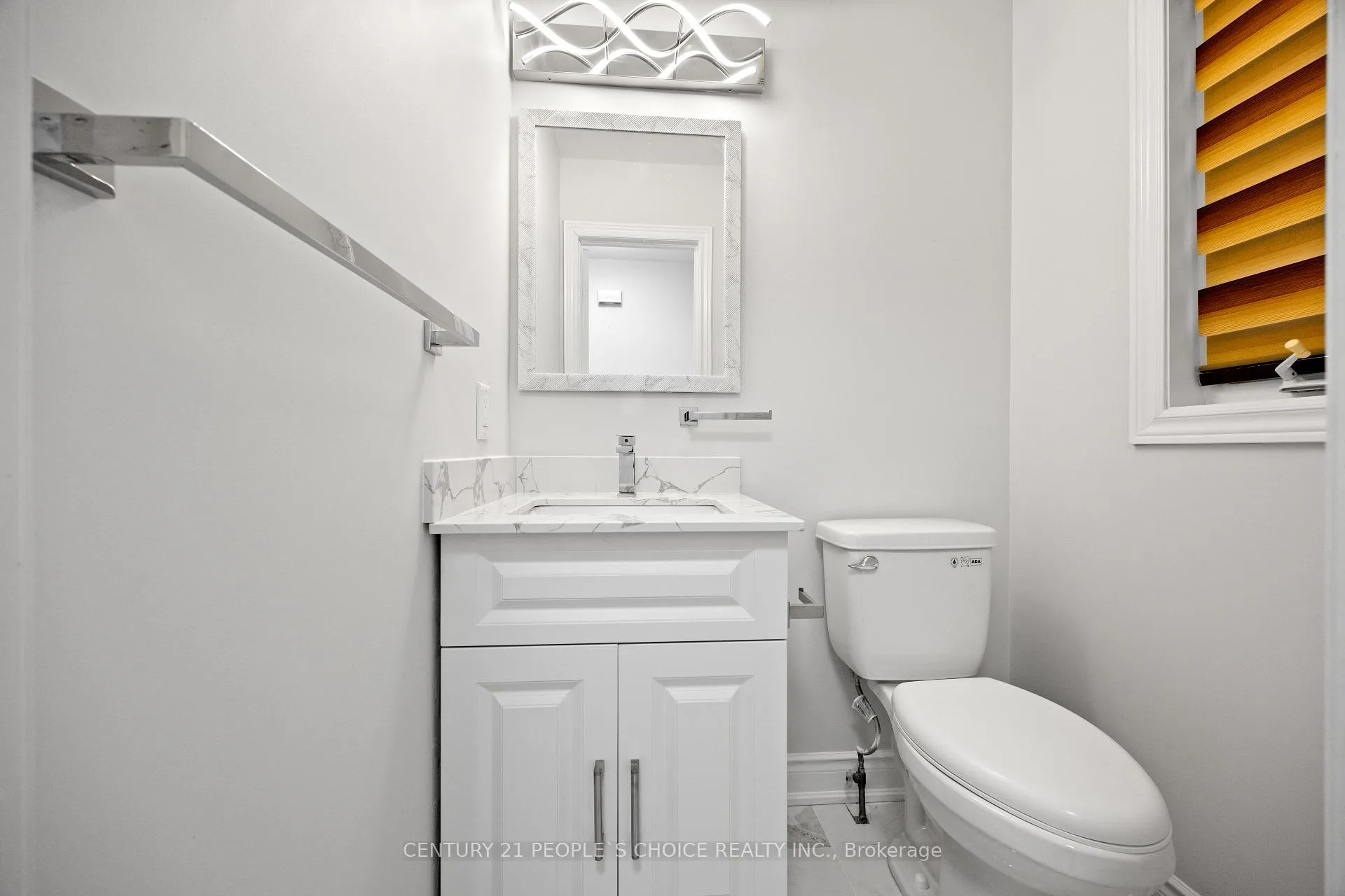 Photo 6 of Unit 7, 21 Eastview Gate, Brampton, Bram East — HOMEH