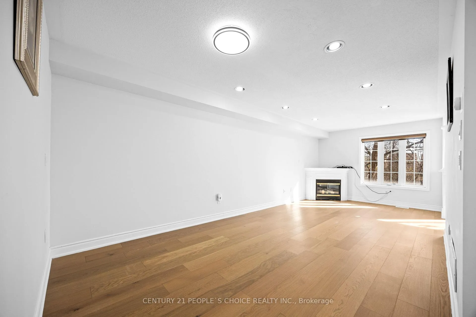 Photo 8 of Unit 7, 21 Eastview Gate, Brampton, Bram East — HOMEH