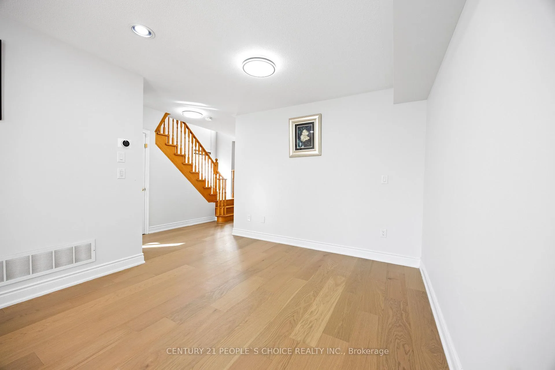Photo 13 of Unit 7, 21 Eastview Gate, Brampton, Bram East — HOMEH