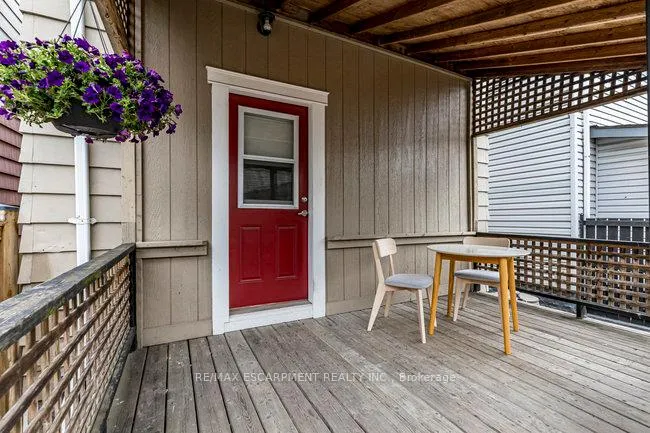 Photo 37 of 55 Glendale Avenue N, Hamilton, Crown Point — HOMEH