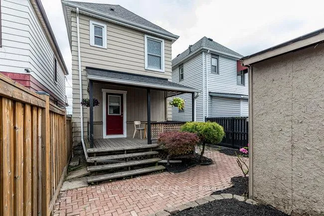 Photo 39 of 55 Glendale Avenue N, Hamilton, Crown Point — HOMEH