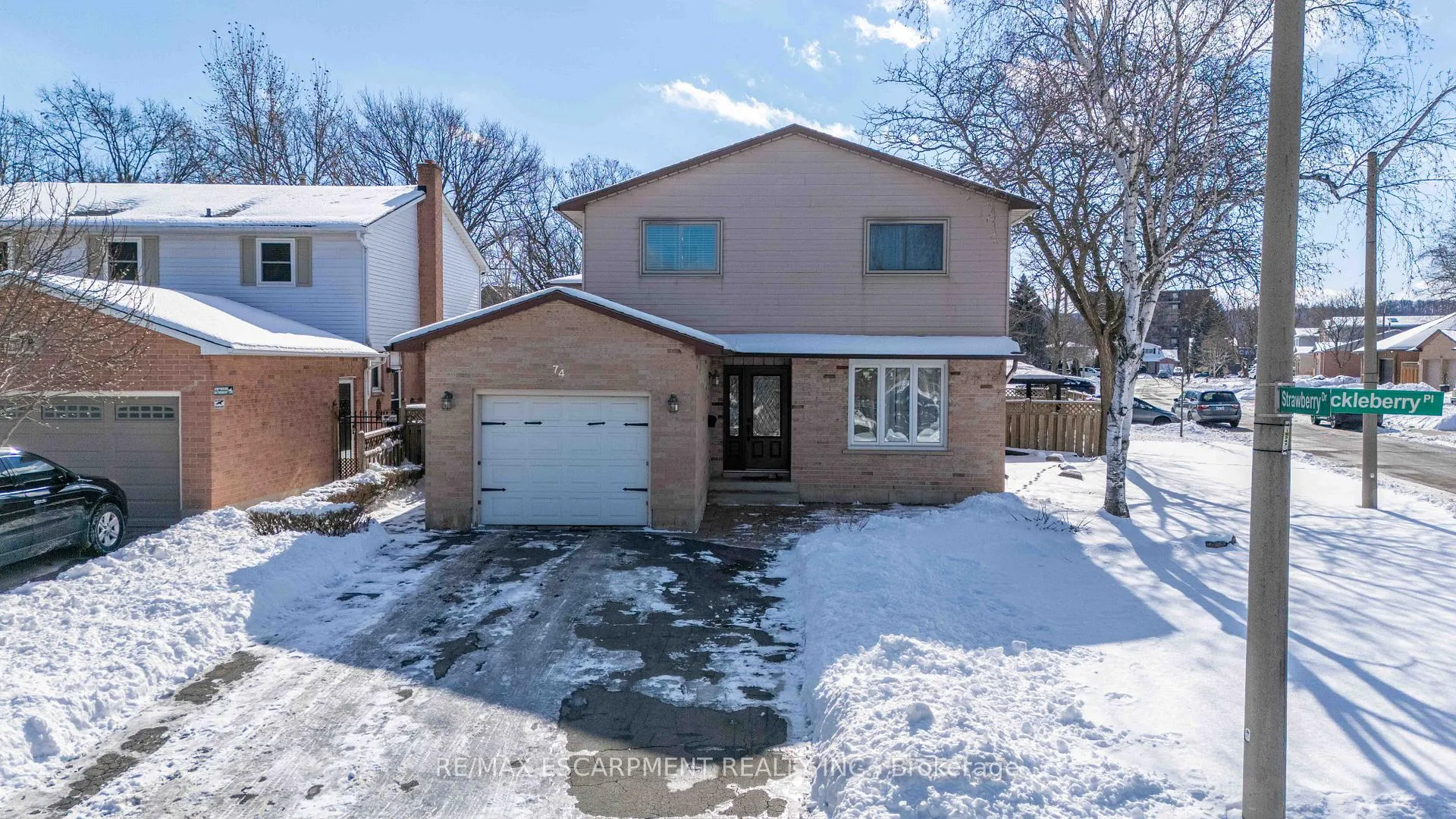 Photo 1 of 74 Huckleberry Place, Hamilton, Riverdale — HOMEH