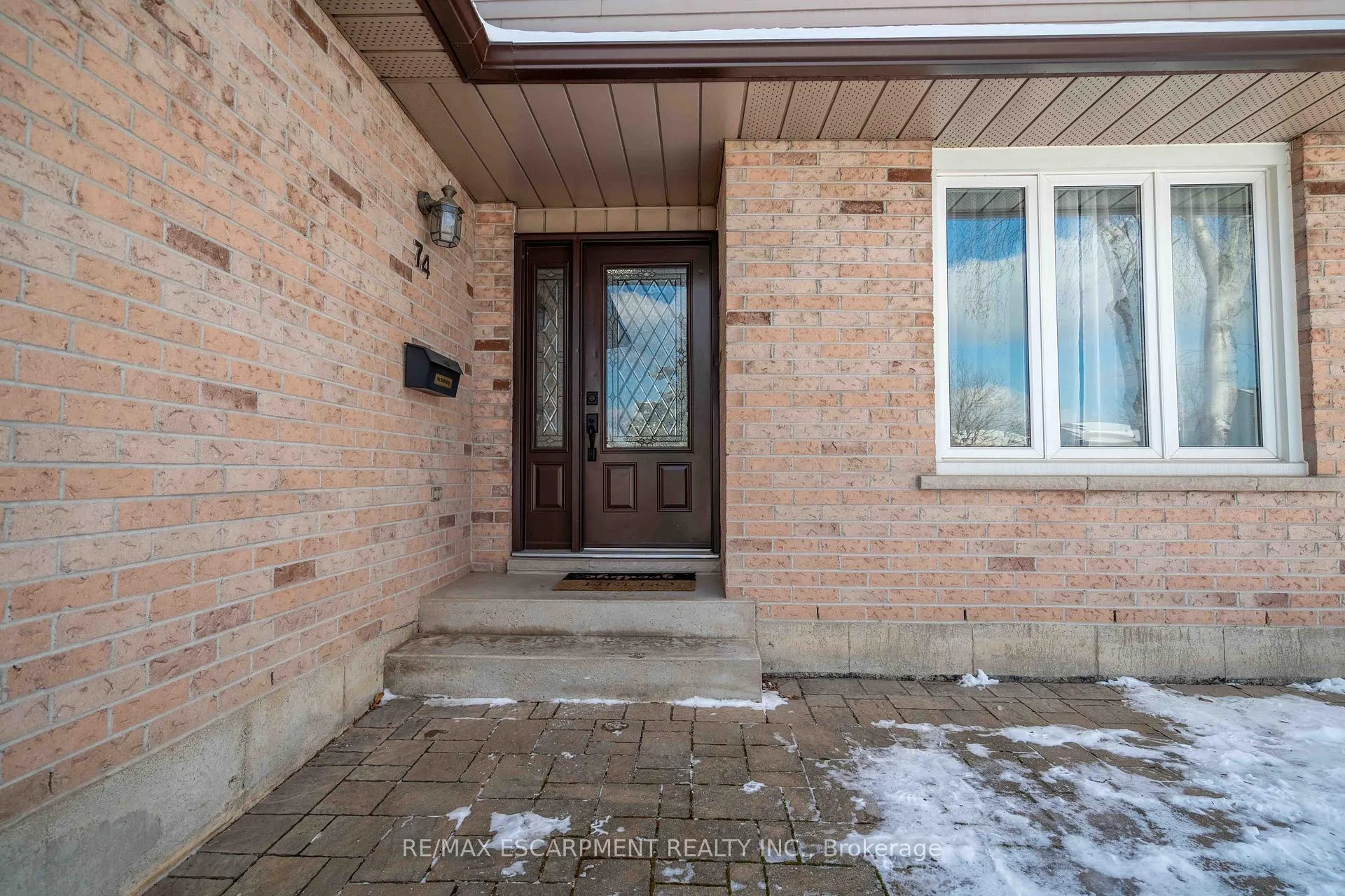 Photo 4 of 74 Huckleberry Place, Hamilton, Riverdale — HOMEH