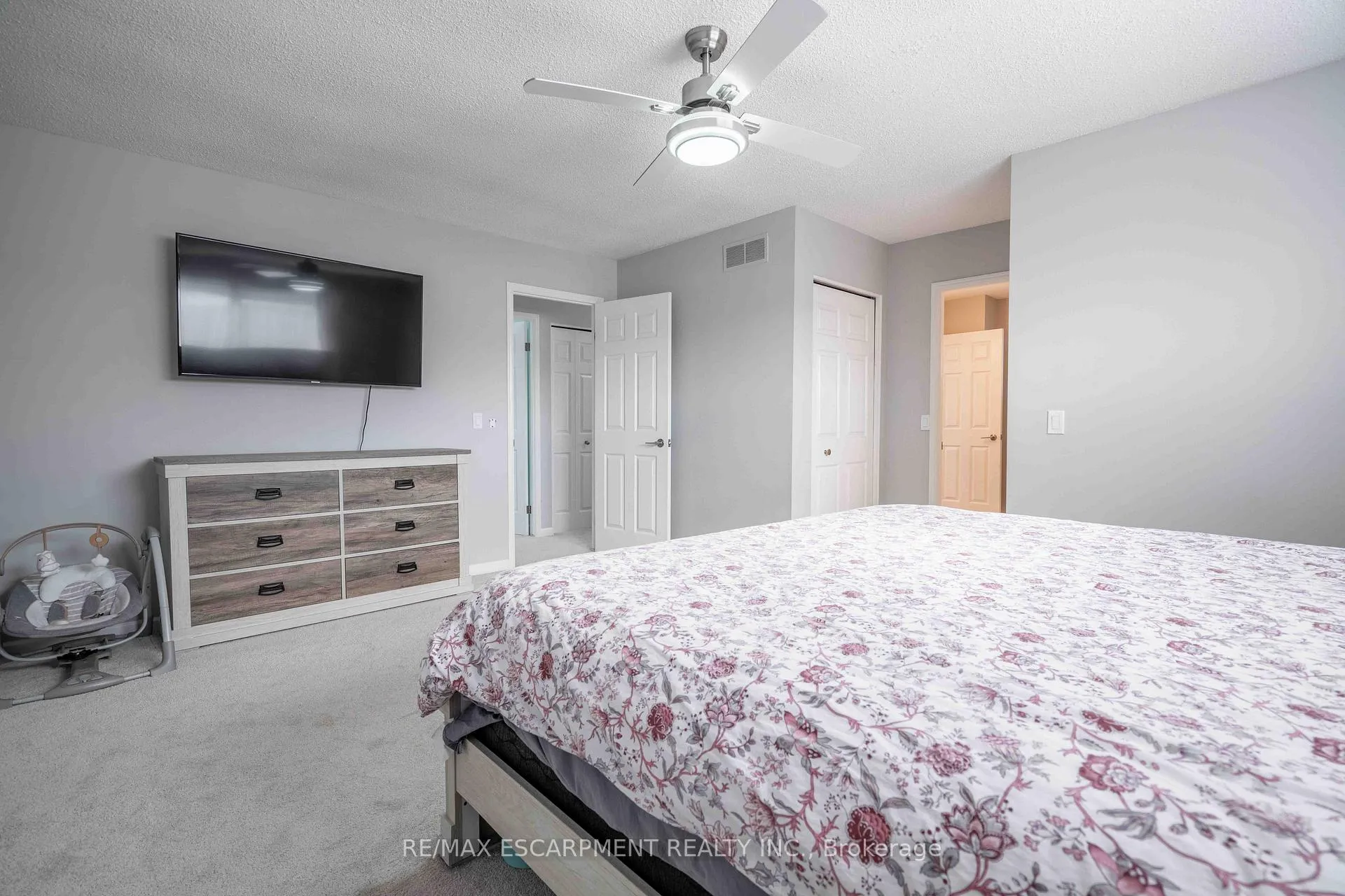 Photo 23 of 74 Huckleberry Place, Hamilton, Riverdale — HOMEH