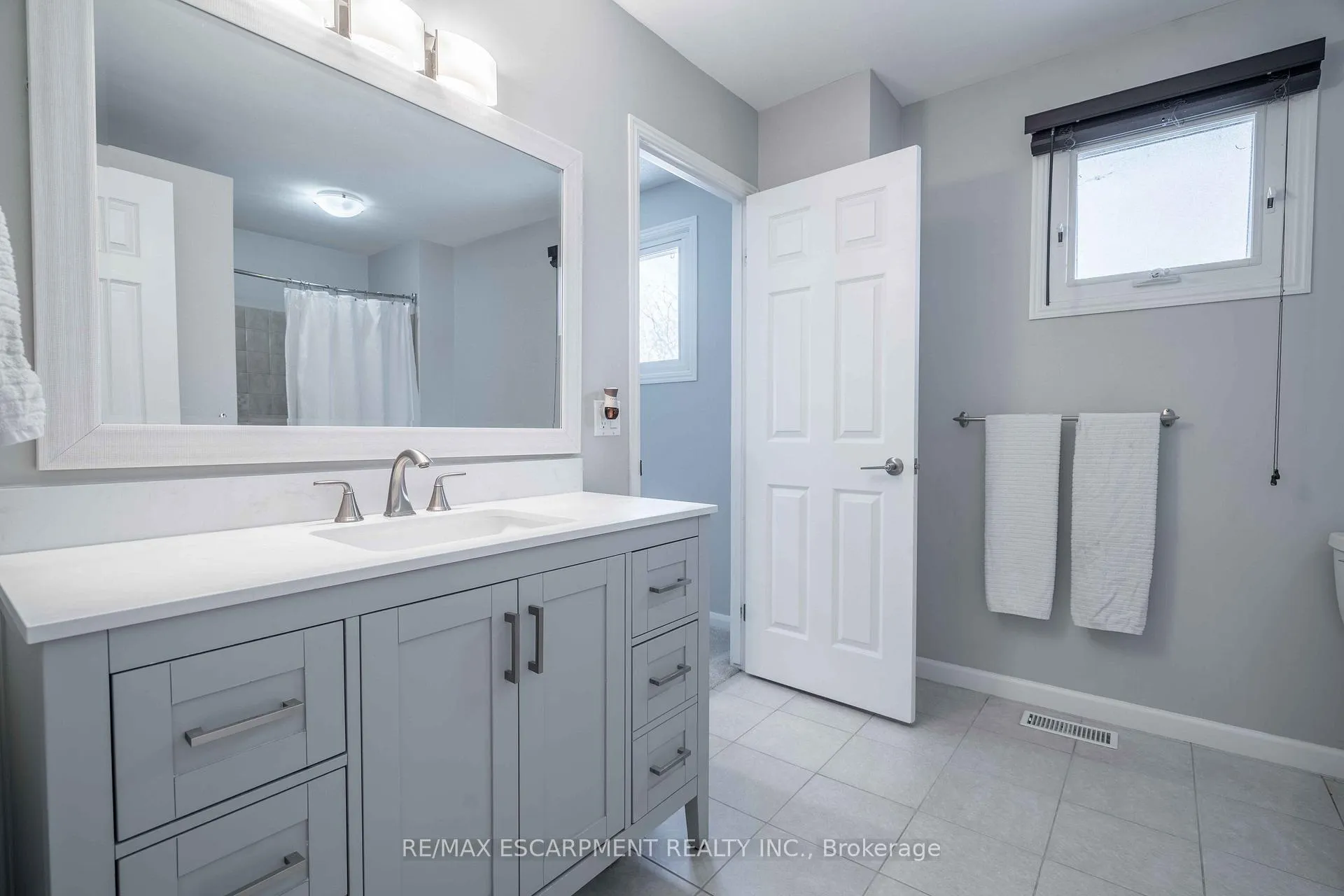 Photo 25 of 74 Huckleberry Place, Hamilton, Riverdale — HOMEH