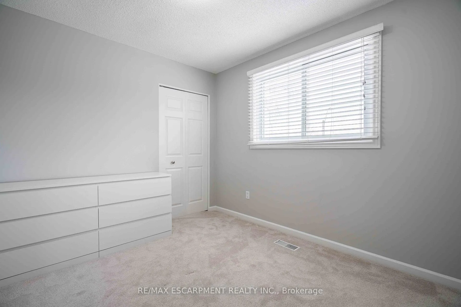 Photo 26 of 74 Huckleberry Place, Hamilton, Riverdale — HOMEH