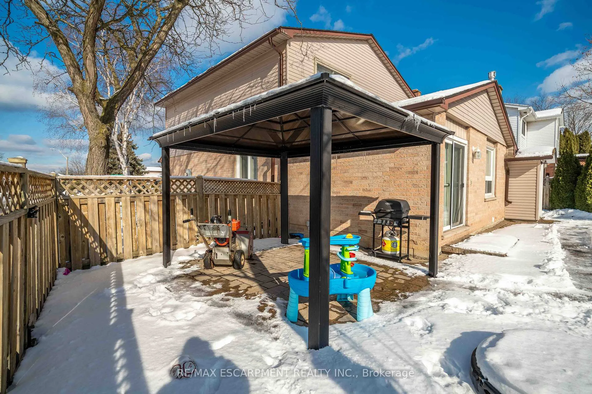 Photo 40 of 74 Huckleberry Place, Hamilton, Riverdale — HOMEH