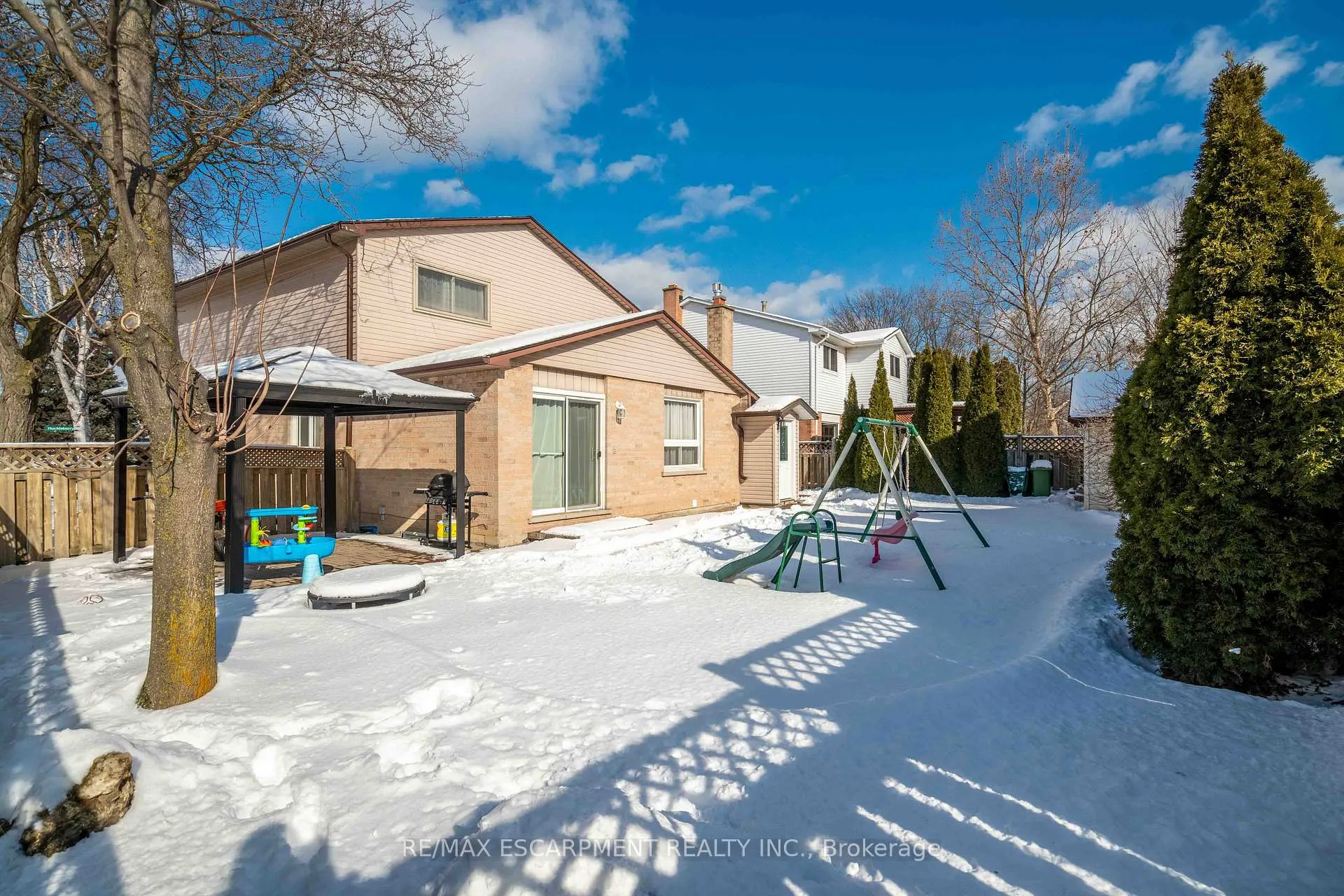 Photo 41 of 74 Huckleberry Place, Hamilton, Riverdale — HOMEH