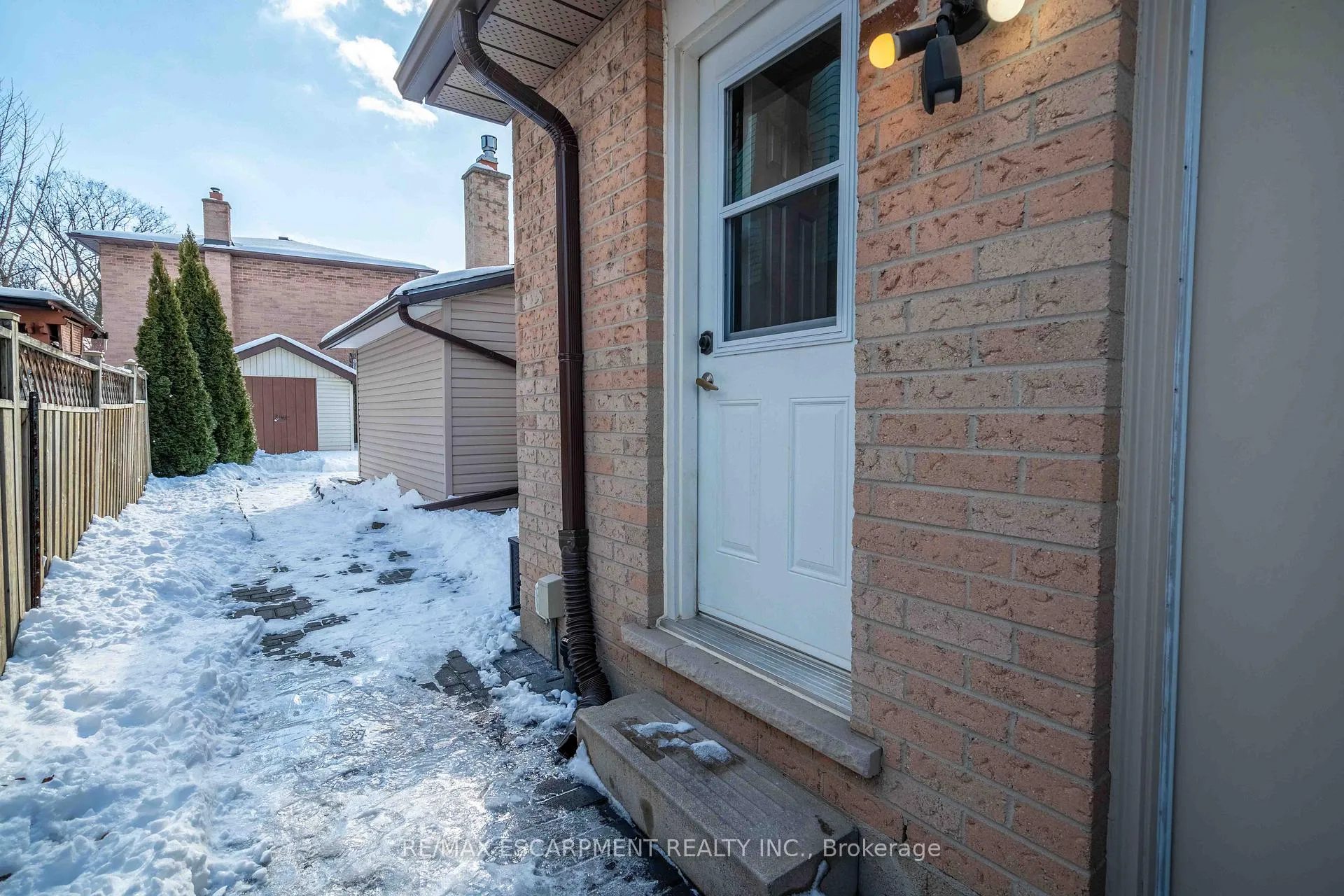 Photo 42 of 74 Huckleberry Place, Hamilton, Riverdale — HOMEH