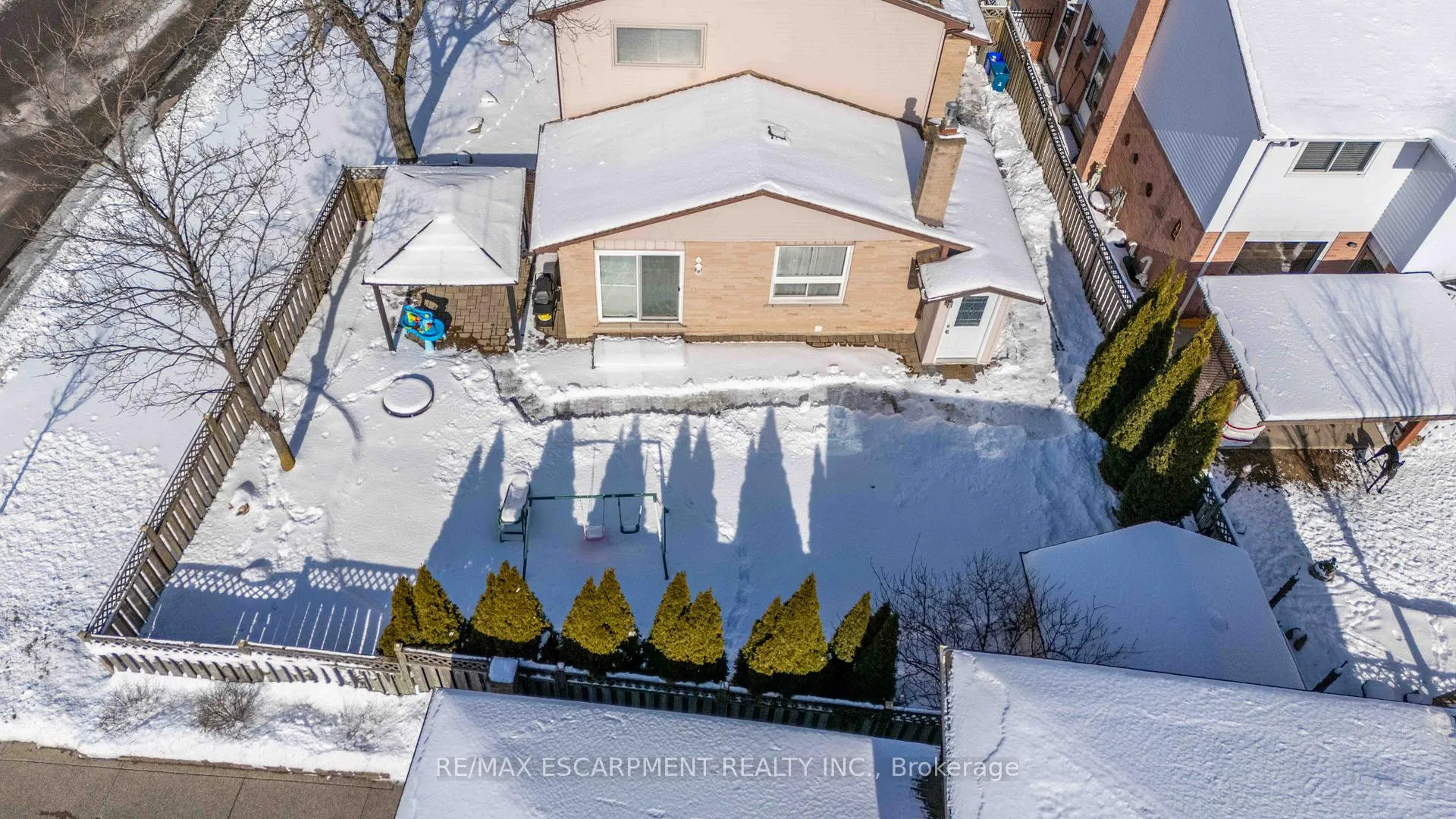 Photo 43 of 74 Huckleberry Place, Hamilton, Riverdale — HOMEH