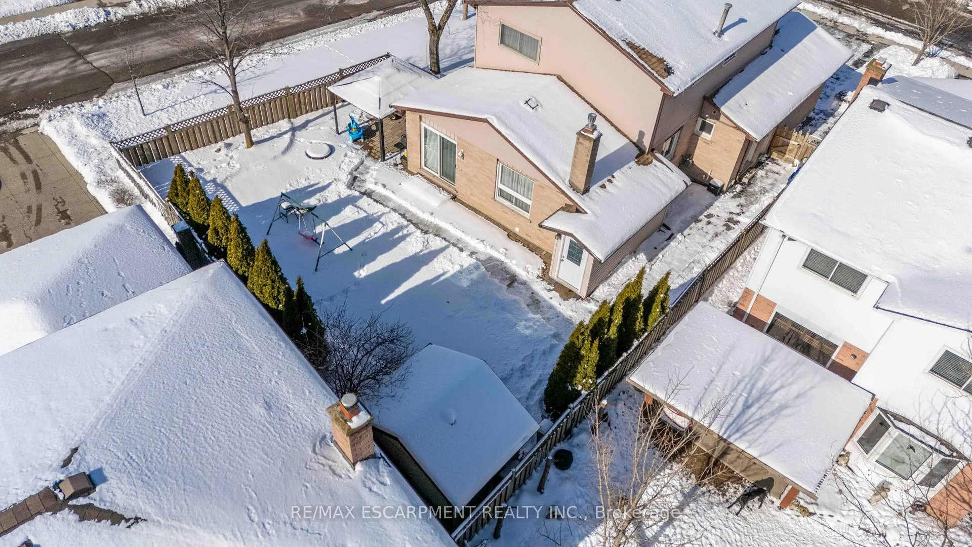 Photo 44 of 74 Huckleberry Place, Hamilton, Riverdale — HOMEH