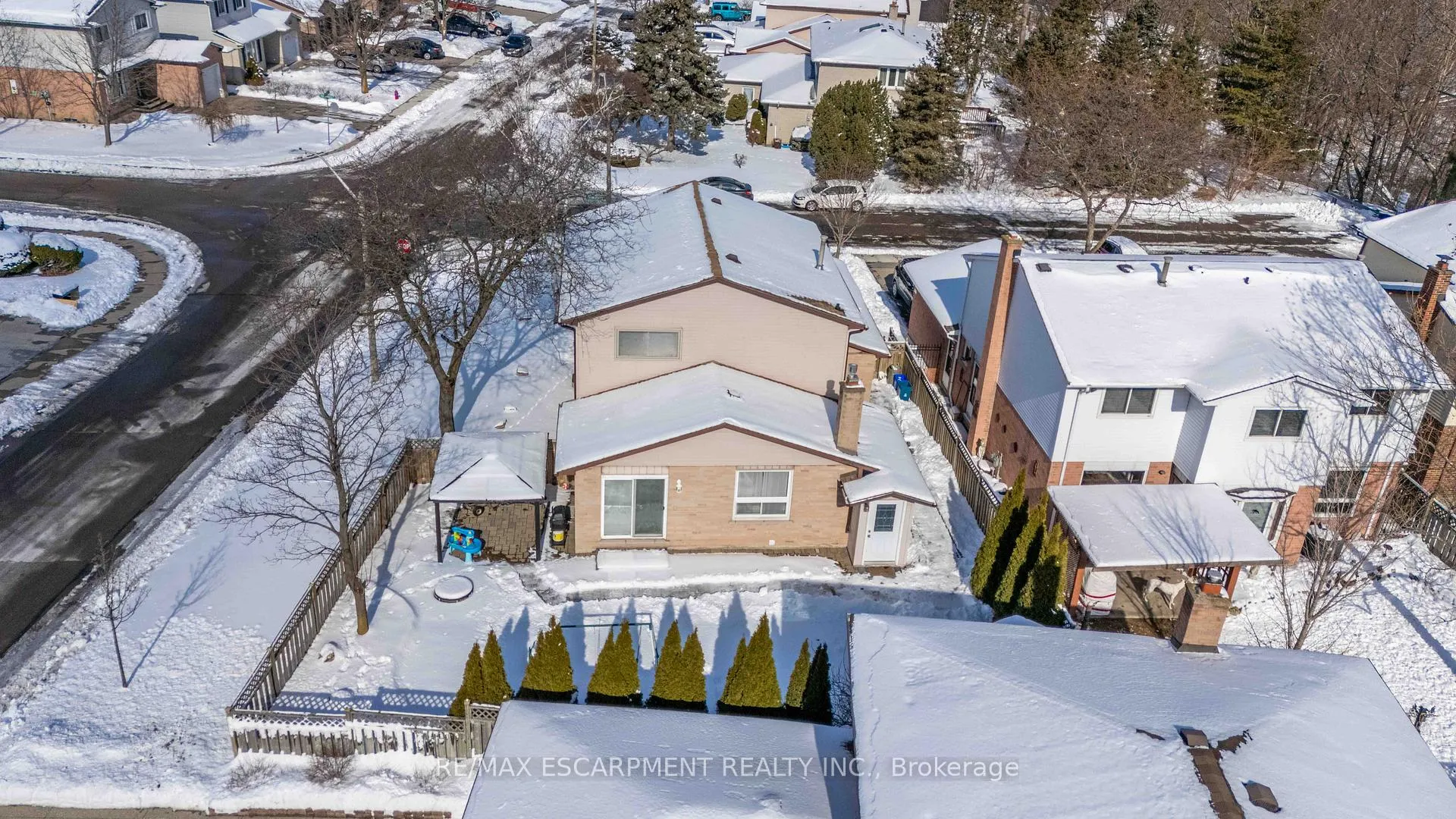 Photo 45 of 74 Huckleberry Place, Hamilton, Riverdale — HOMEH