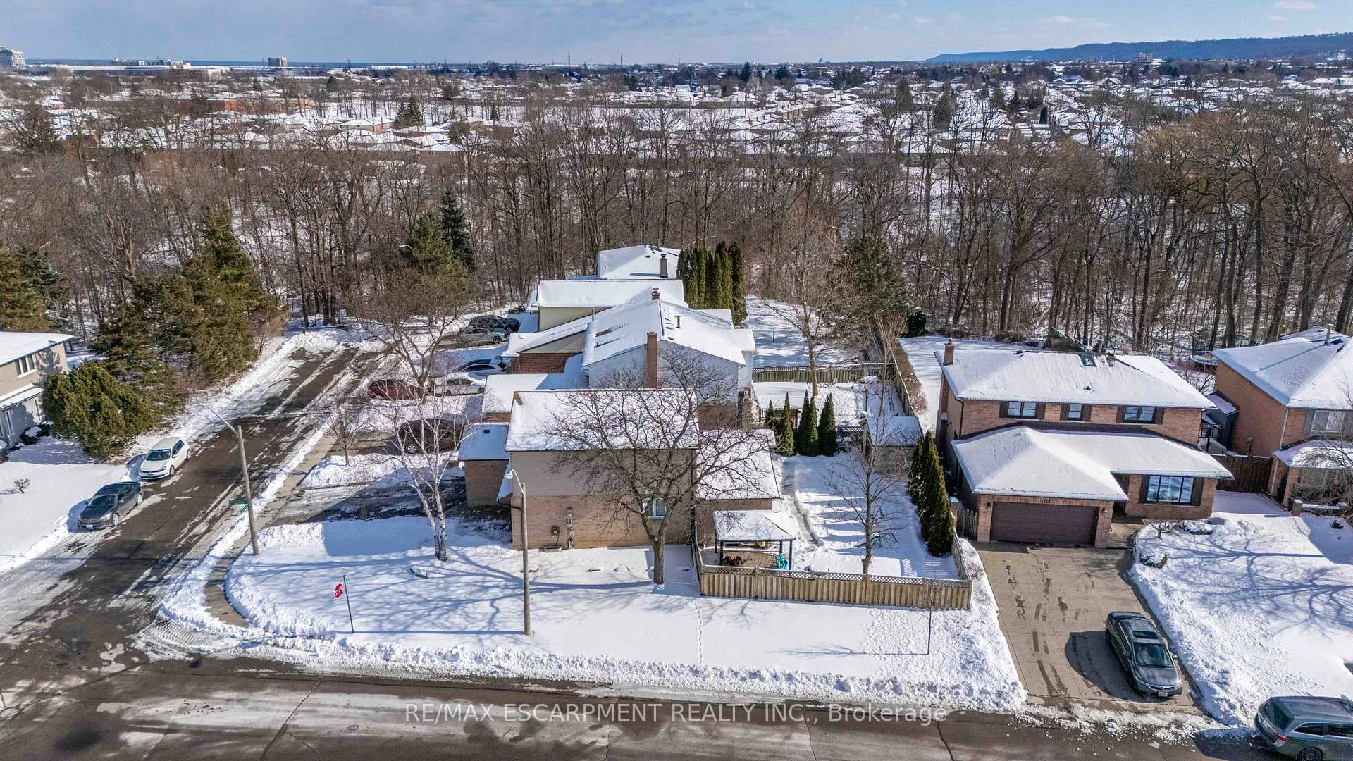 Photo 49 of 74 Huckleberry Place, Hamilton, Riverdale — HOMEH