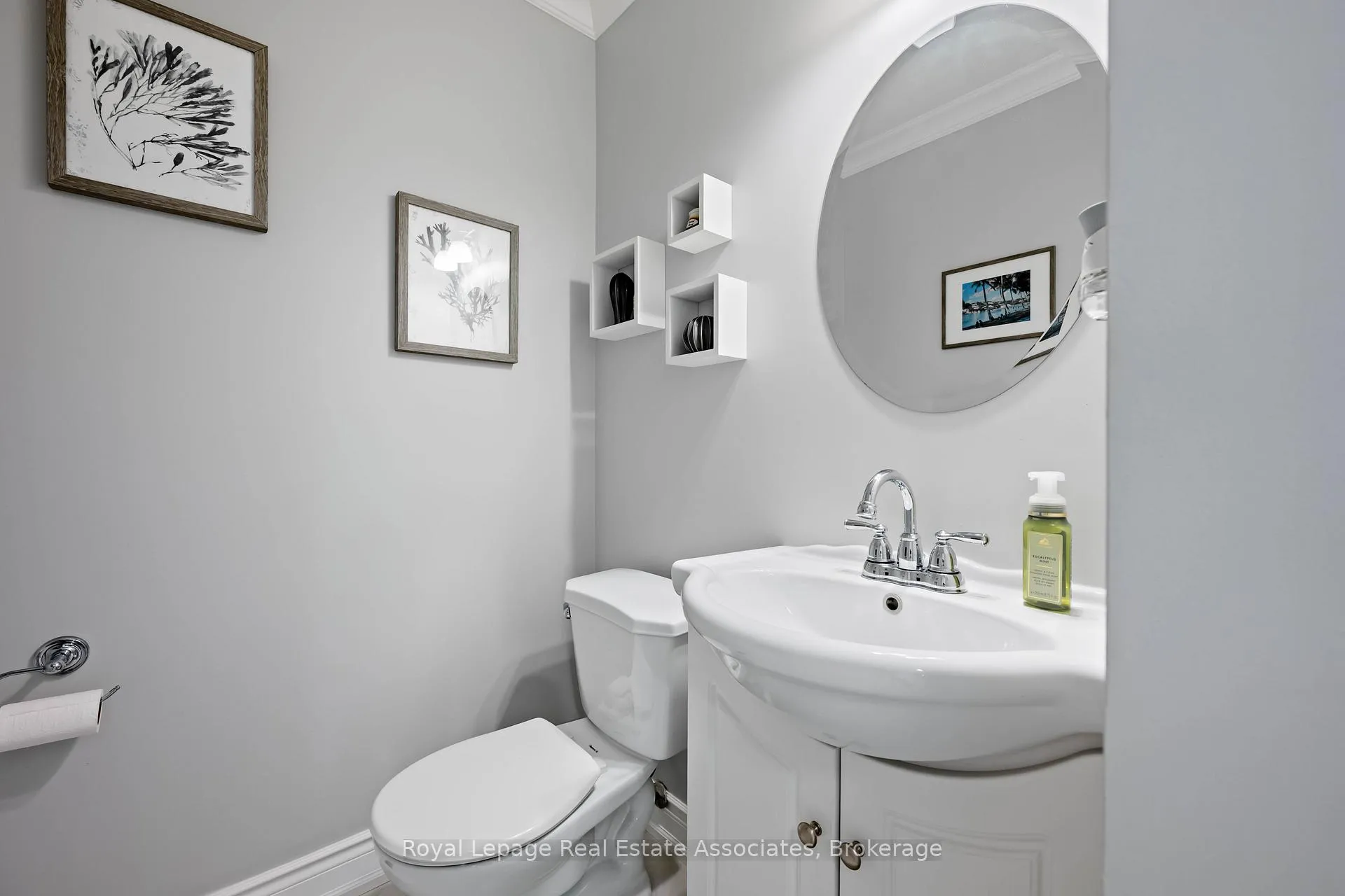 Photo 8 of 51 Curry Crescent, Halton Hills, Georgetown — HOMEH