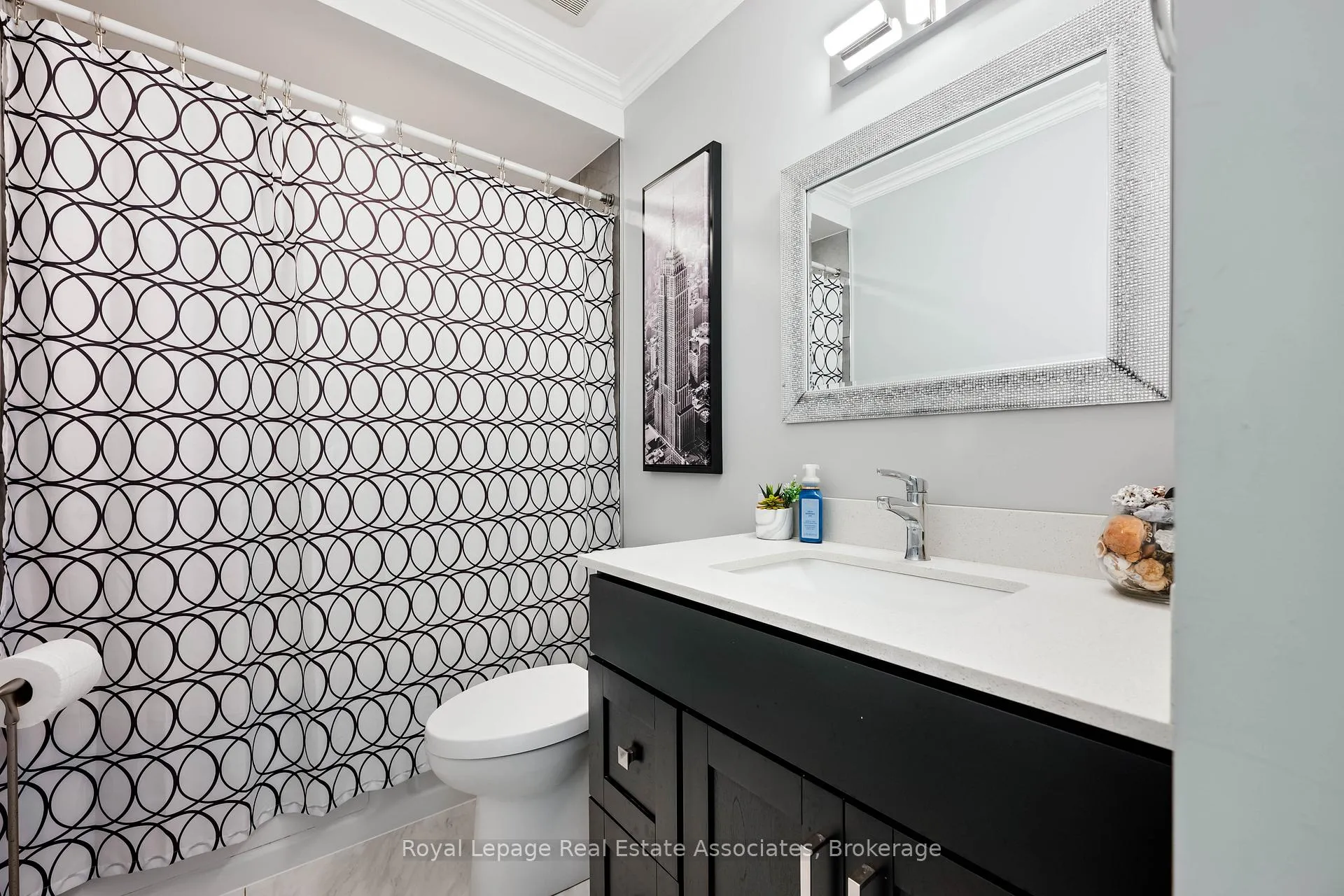 Photo 22 of 51 Curry Crescent, Halton Hills, Georgetown — HOMEH