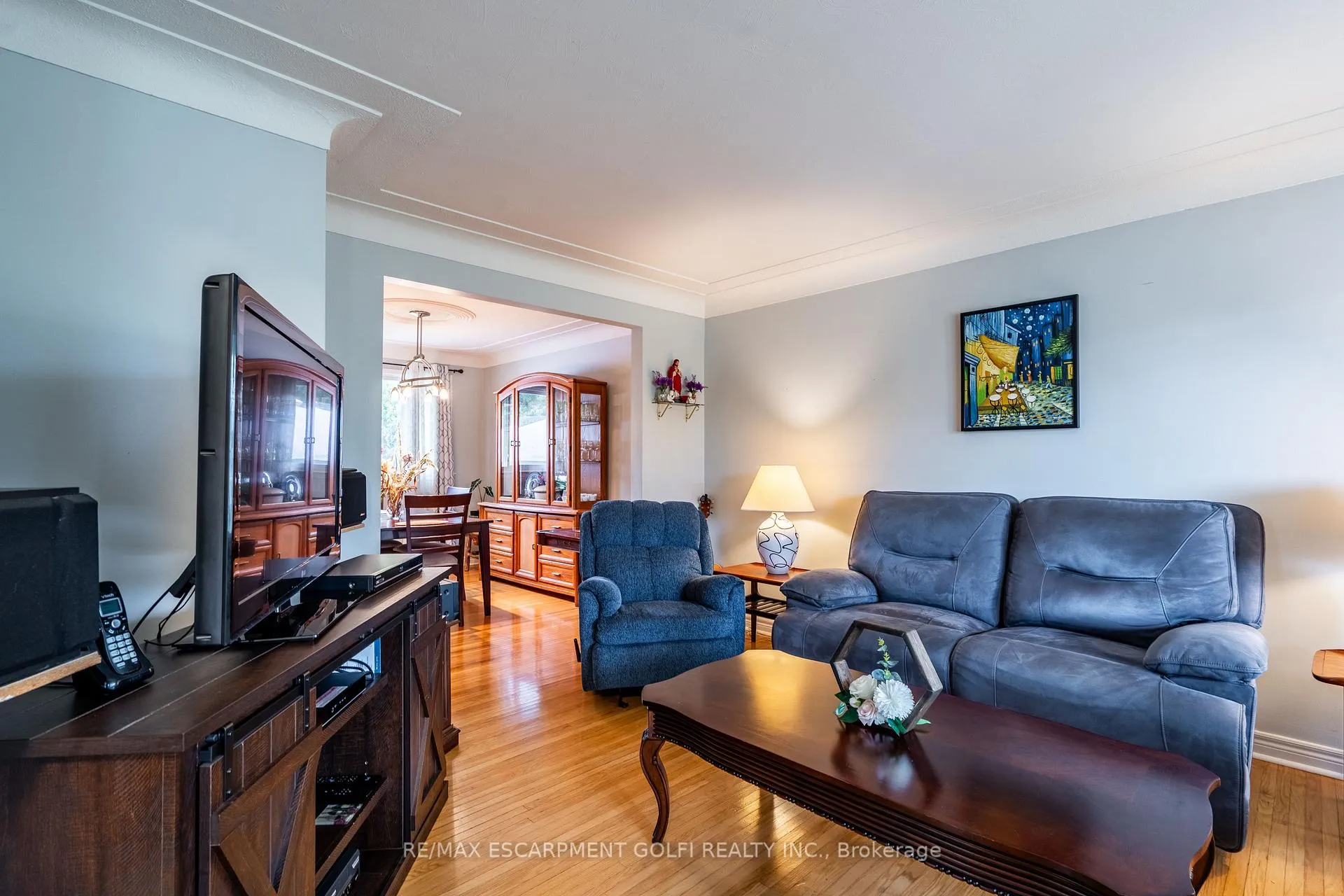 Photo 8 of 7126 Roger Crescent, Niagara Falls, Arad/Fallsview — HOMEH