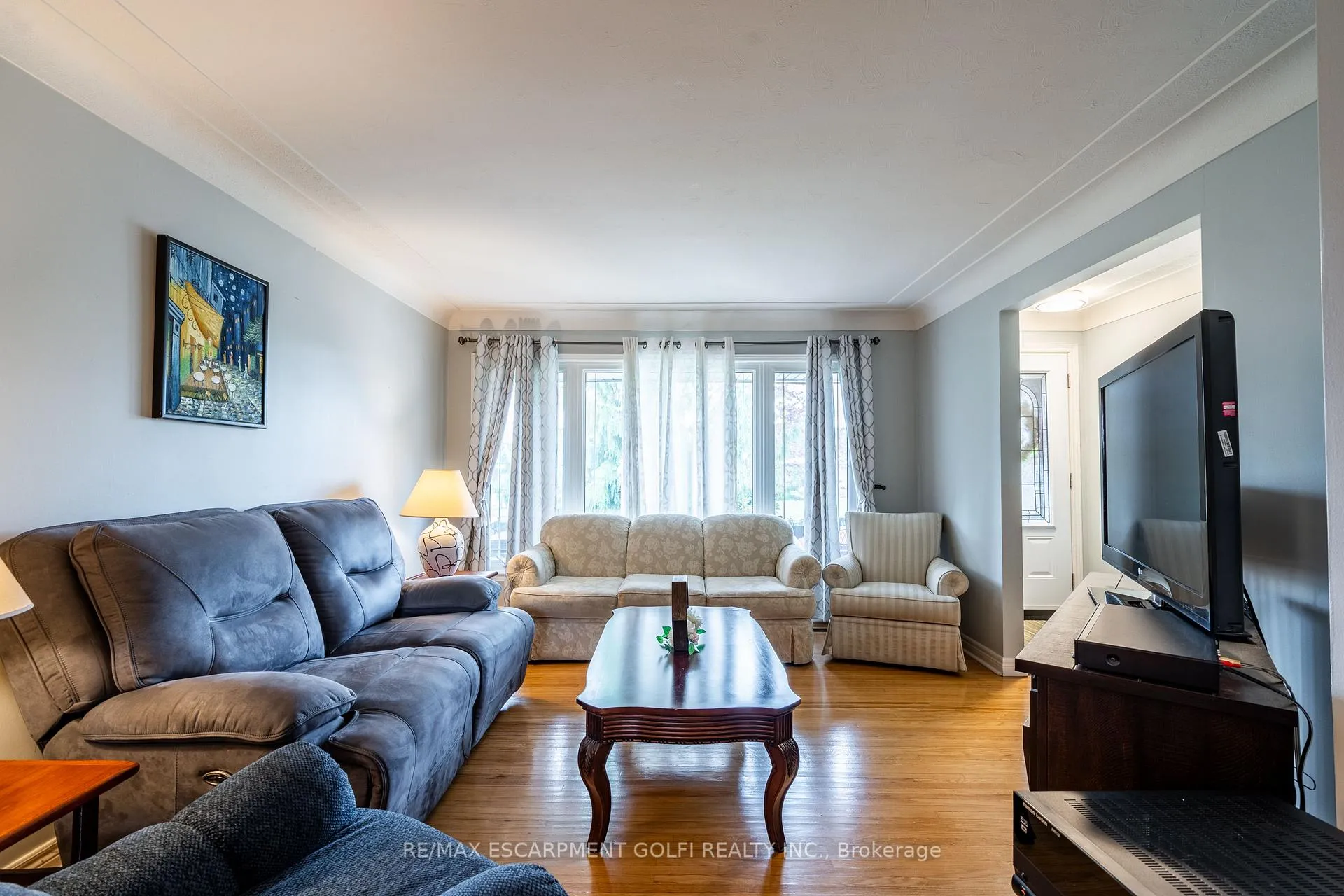 Photo 9 of 7126 Roger Crescent, Niagara Falls, Arad/Fallsview — HOMEH