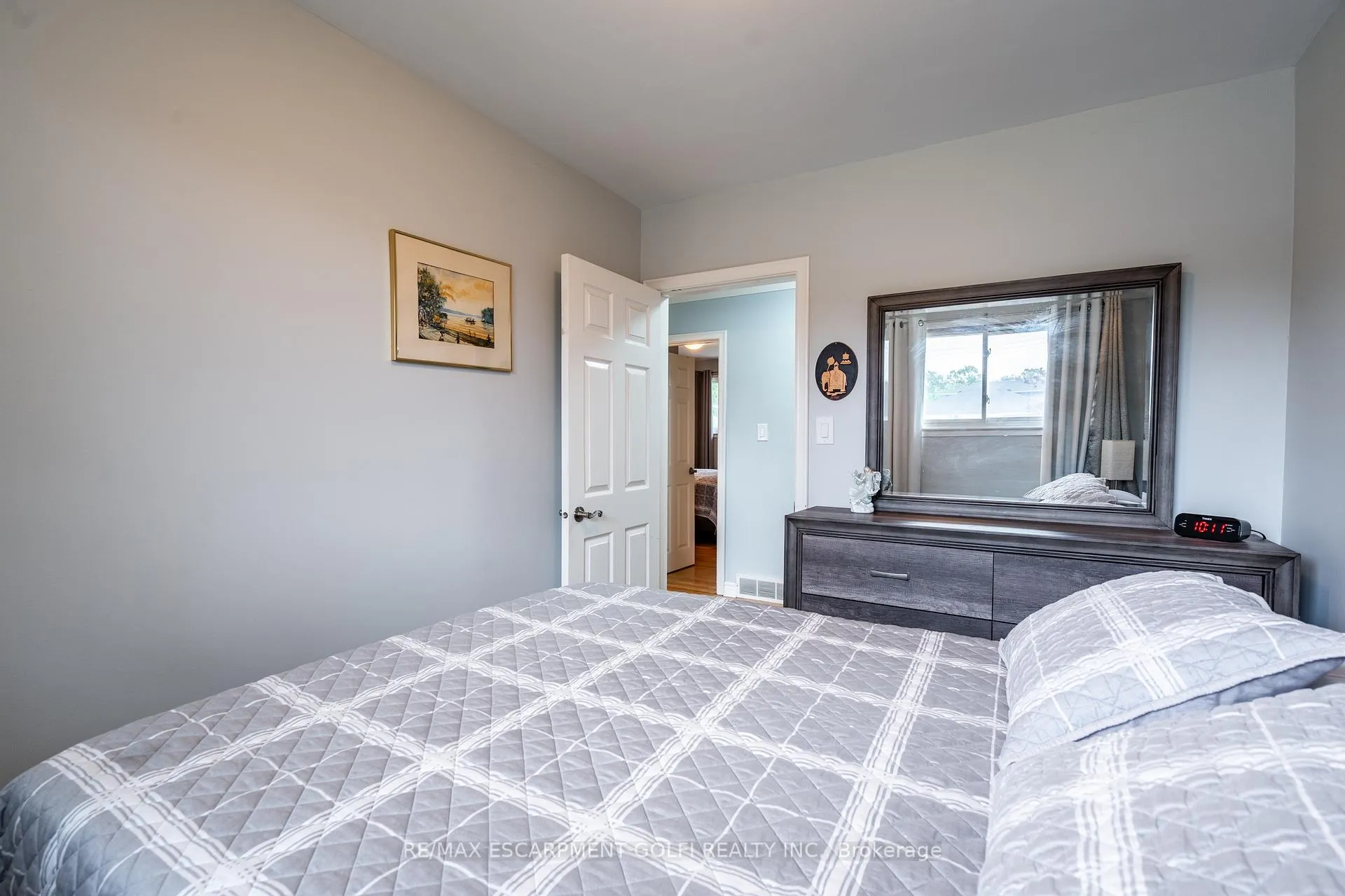 Photo 18 of 7126 Roger Crescent, Niagara Falls, Arad/Fallsview — HOMEH