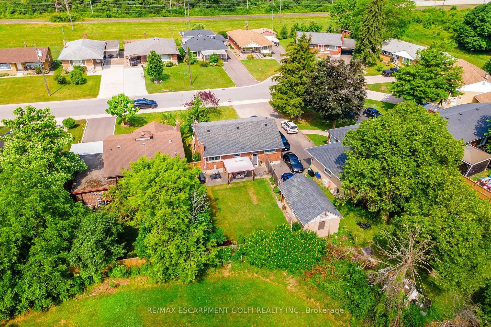 Photo 37 of 7126 Roger Crescent, Niagara Falls, Arad/Fallsview — HOMEH