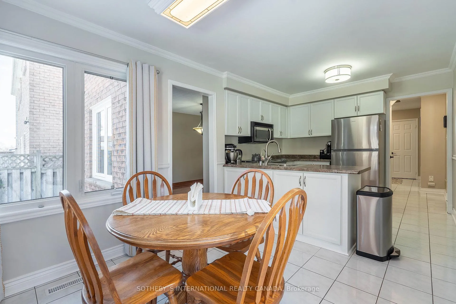 Photo 16 of 12 Duggan Drive, Brampton, Fletcher's West — HOMEH