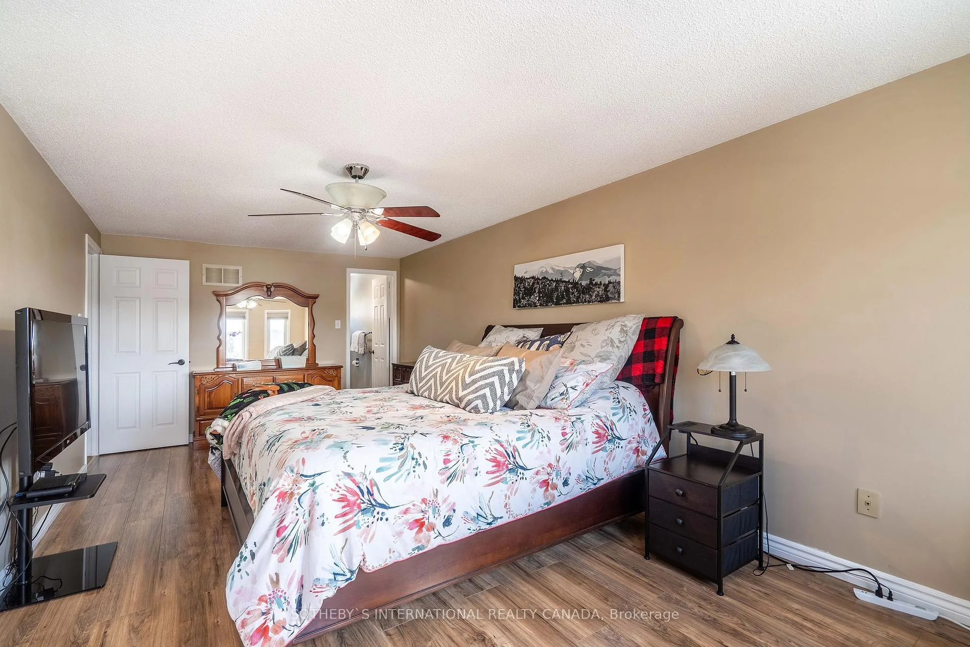 Photo 32 of 12 Duggan Drive, Brampton, Fletcher's West — HOMEH