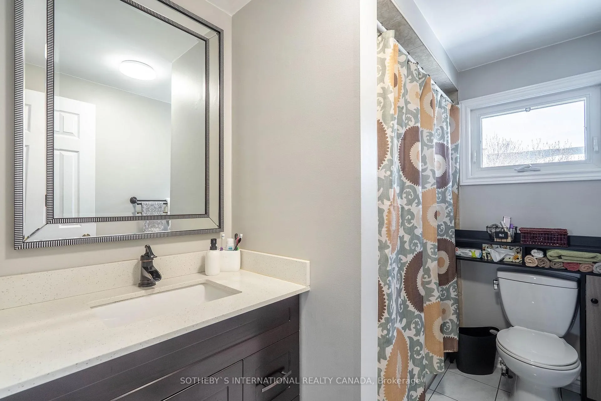 Photo 33 of 12 Duggan Drive, Brampton, Fletcher's West — HOMEH