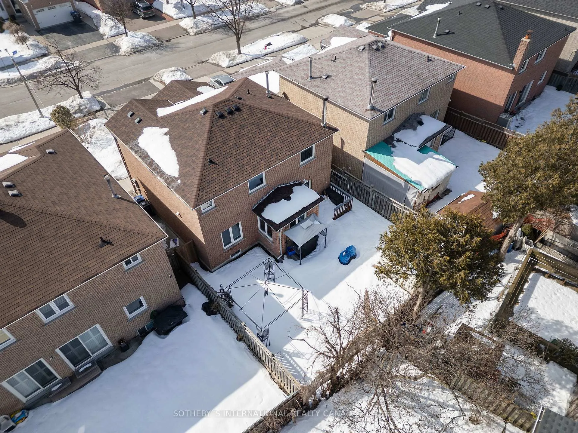 Photo 40 of 12 Duggan Drive, Brampton, Fletcher's West — HOMEH