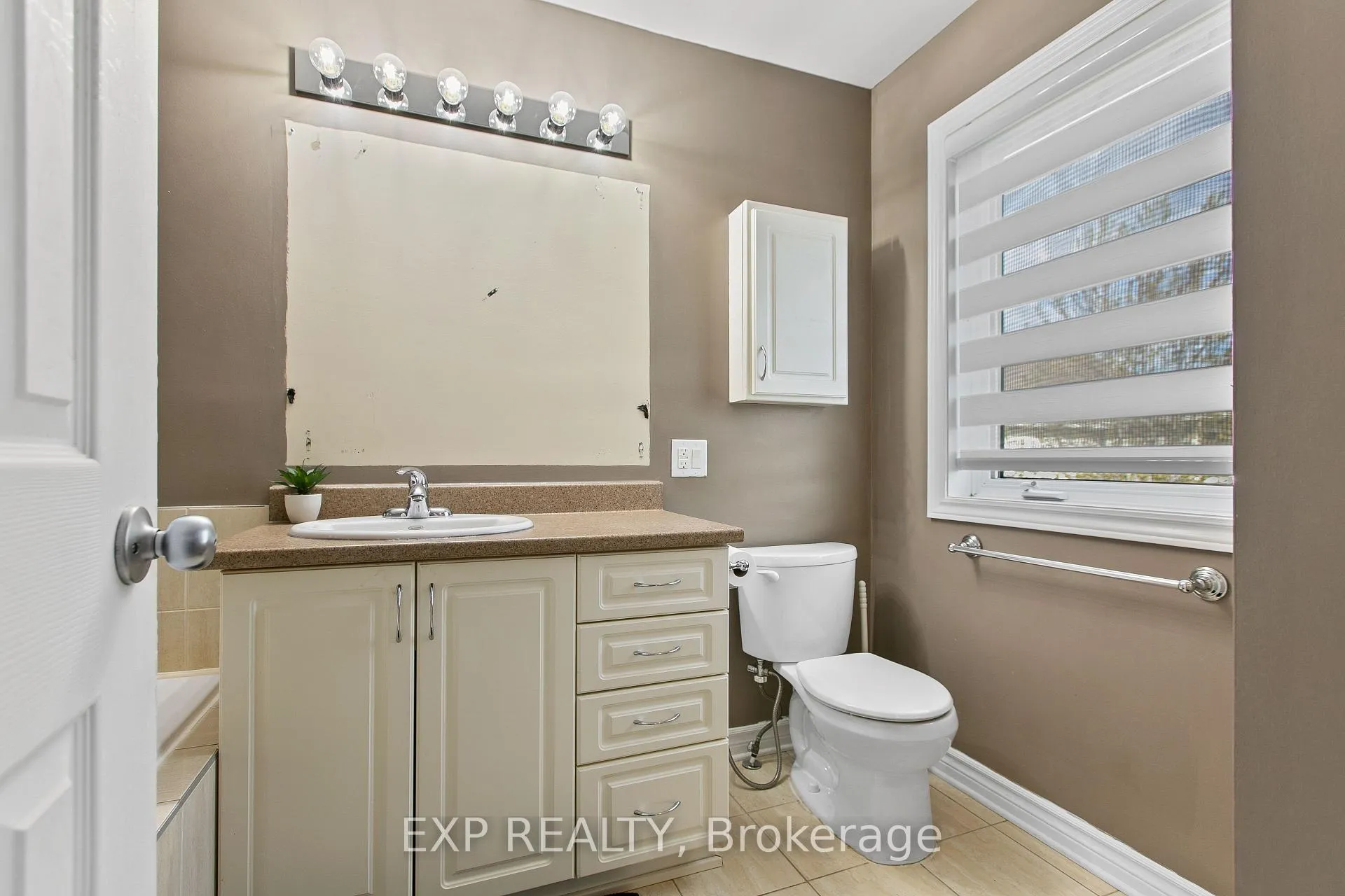 Photo 27 of 356 Gerry Lalonde Drive, Ottawa, Avalon West — HOMEH