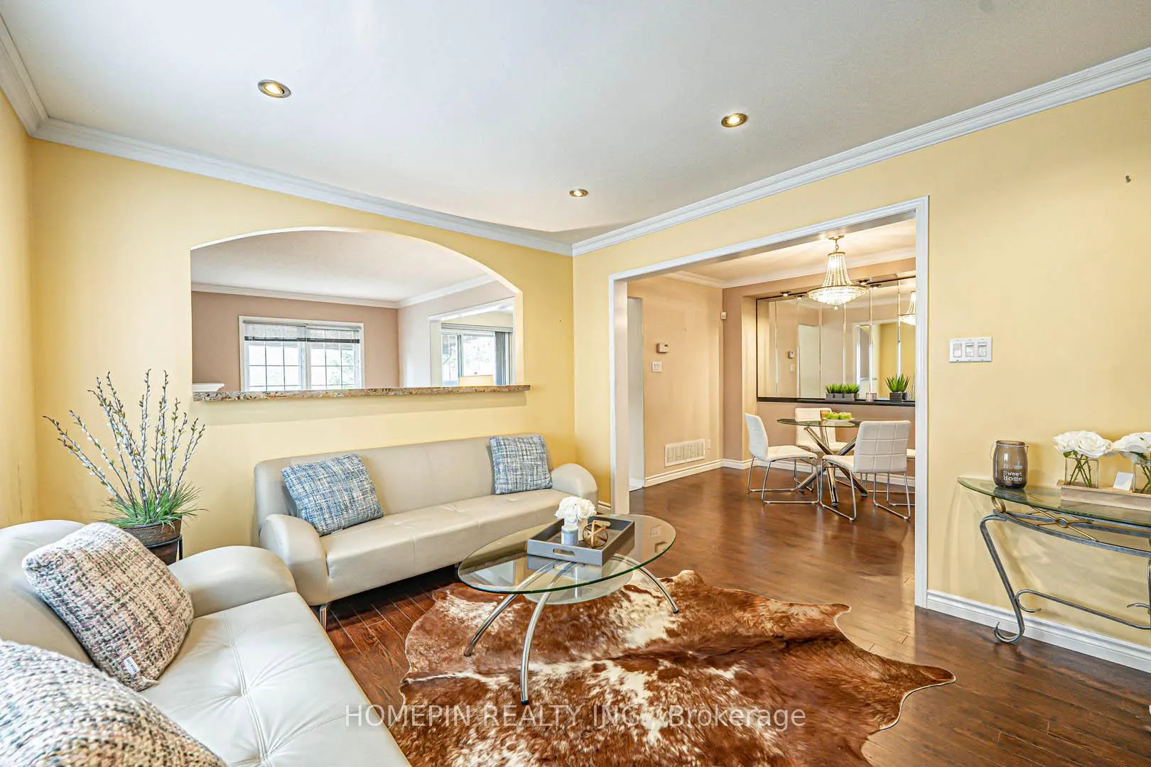 Photo 4 of 28 Marley Court, Markham, Middlefield — HOMEH