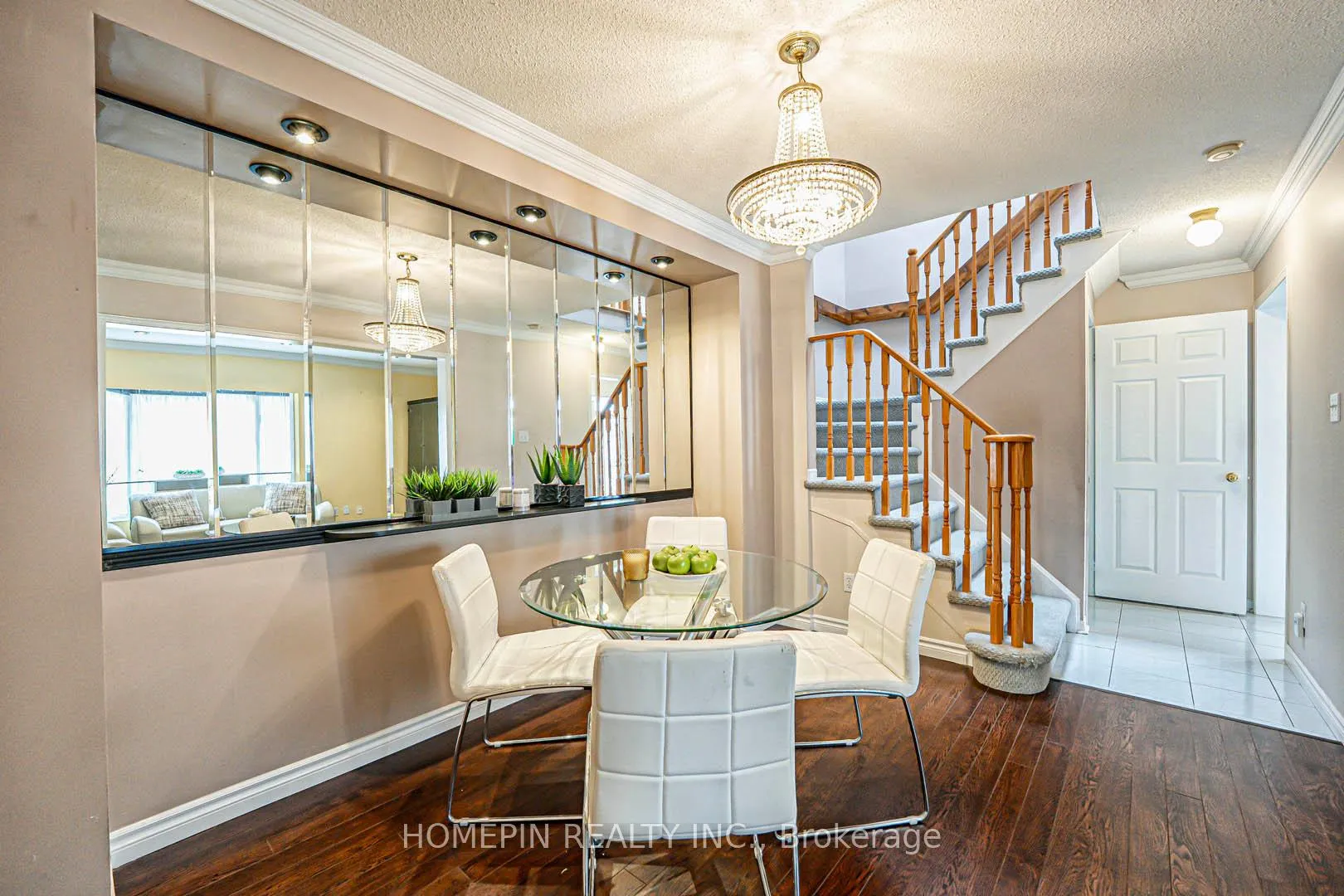 Photo 5 of 28 Marley Court, Markham, Middlefield — HOMEH