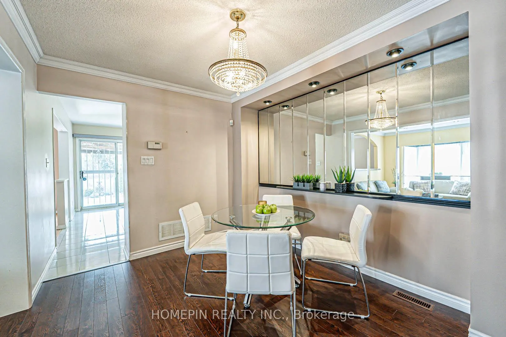 Photo 6 of 28 Marley Court, Markham, Middlefield — HOMEH