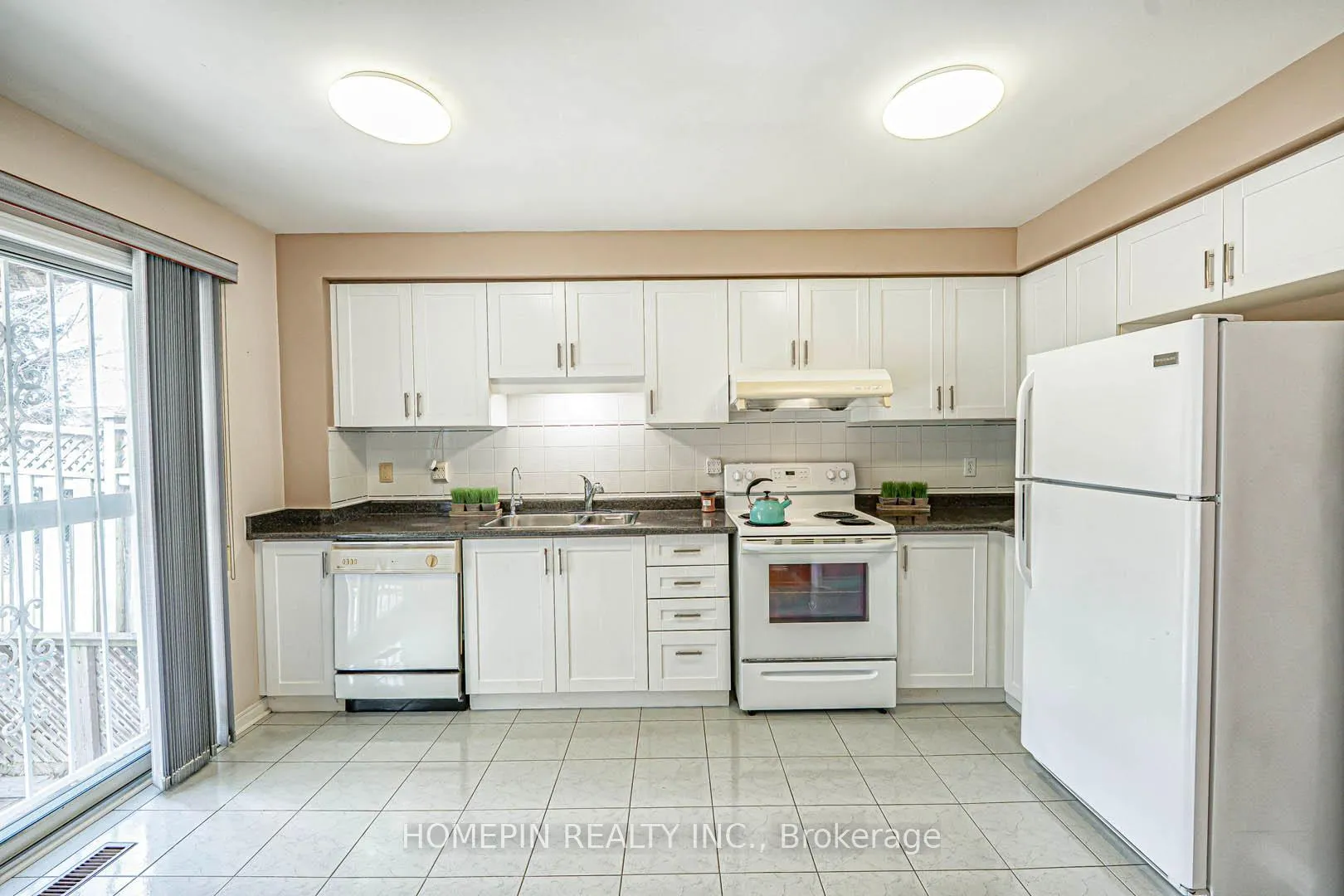 Photo 9 of 28 Marley Court, Markham, Middlefield — HOMEH