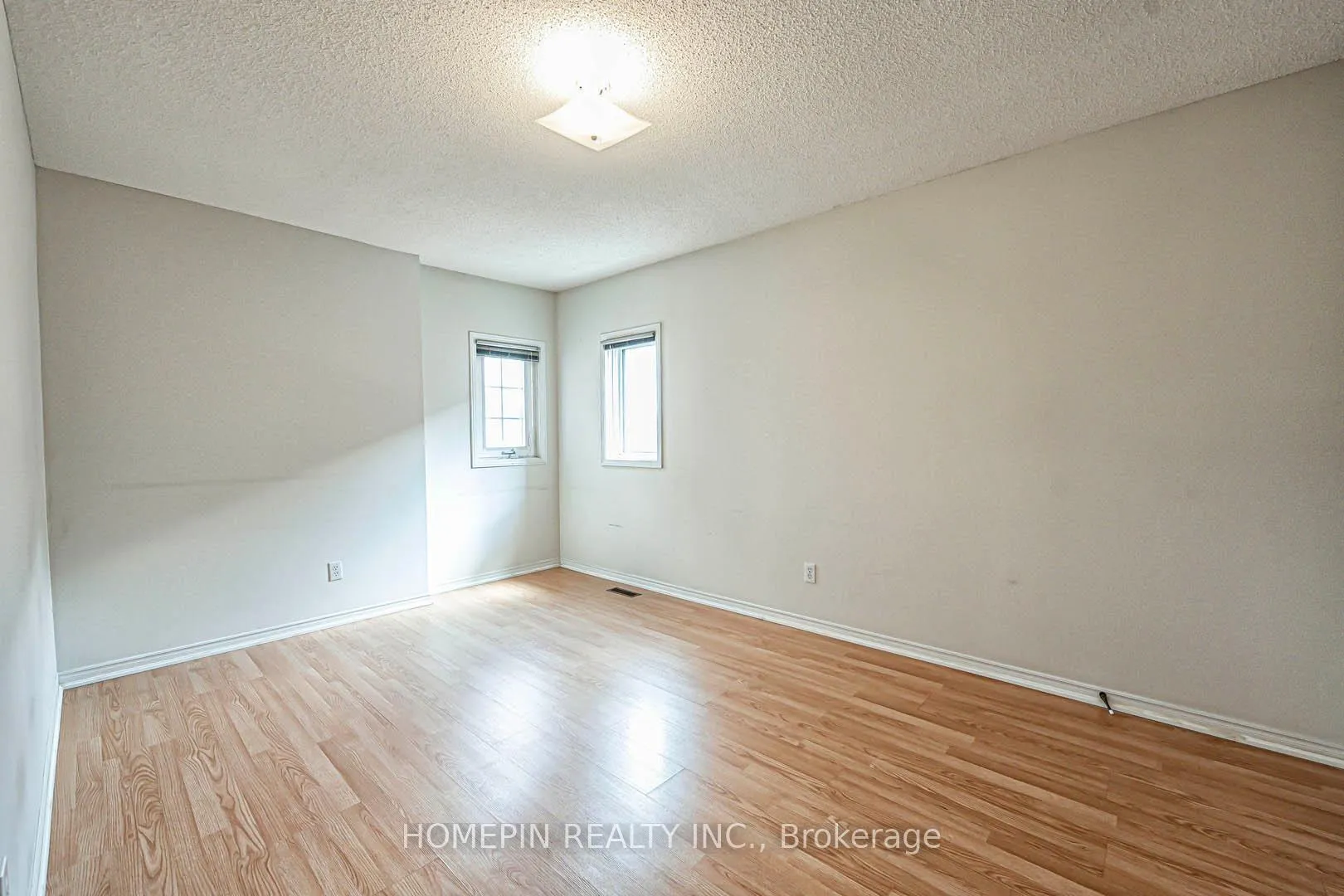 Photo 14 of 28 Marley Court, Markham, Middlefield — HOMEH