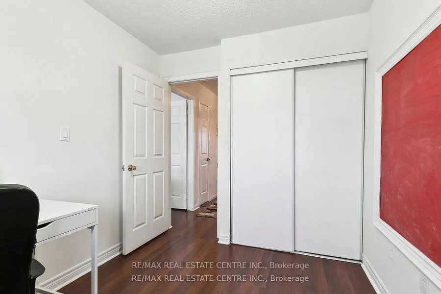 Photo 23 of 56 Mount Fuji Crescent, Brampton, Sandringham-Wellington North — HOMEH
