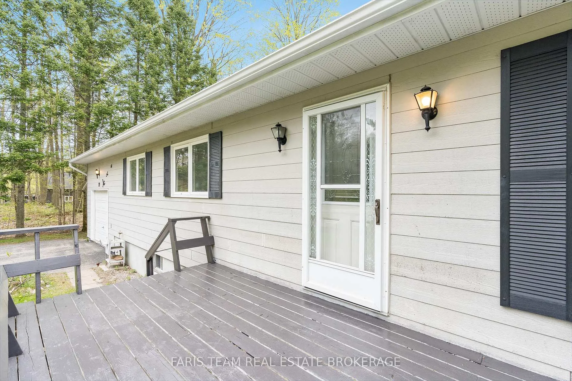 Photo 4 of 19 Wakunda Crescent, Tiny, Rural Tiny — HOMEH