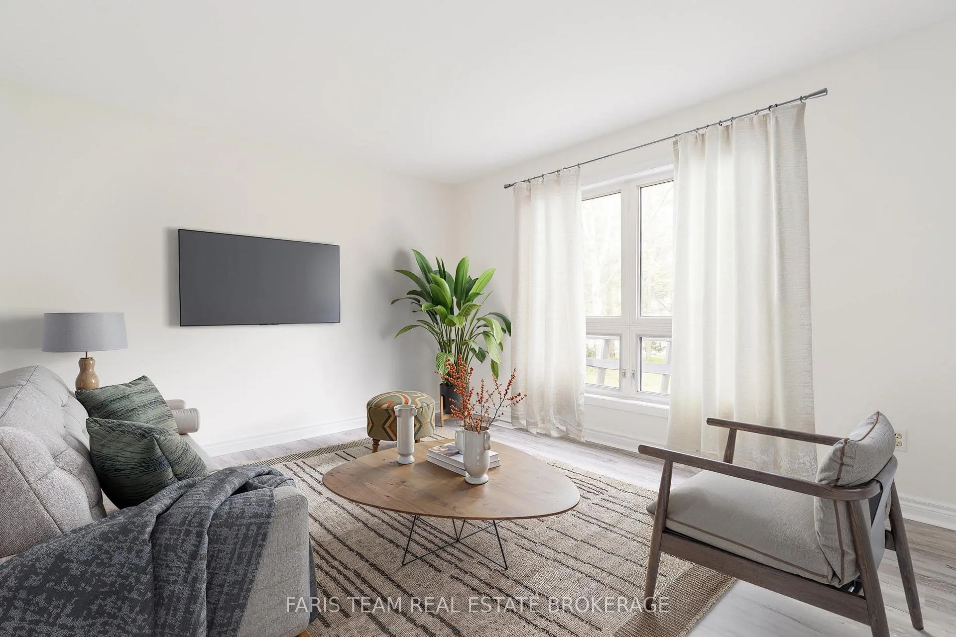 Photo 11 of 19 Wakunda Crescent, Tiny, Rural Tiny — HOMEH