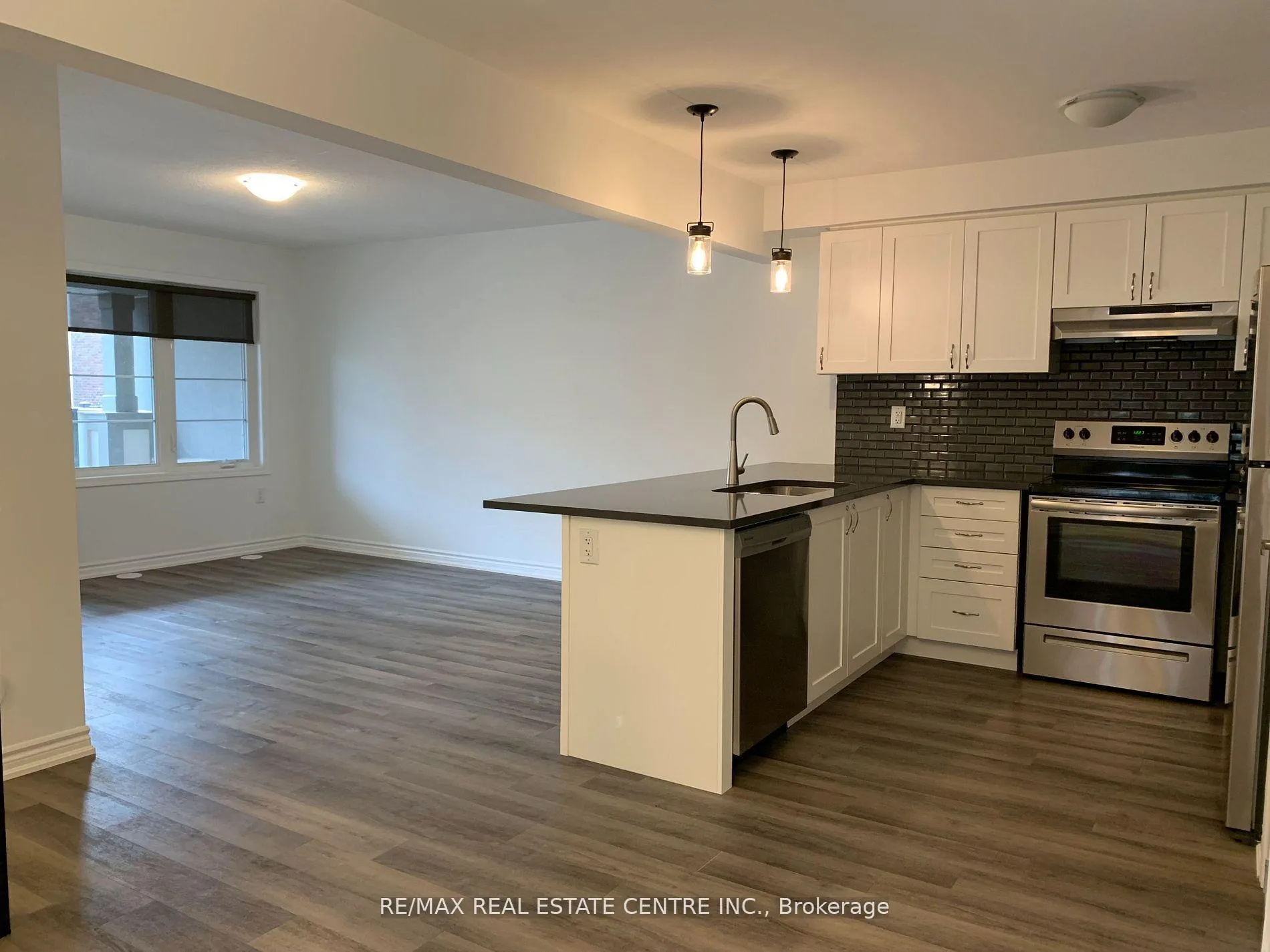 Photo 7 of 1260 Hop Place, Milton, Cobban — HOMEH