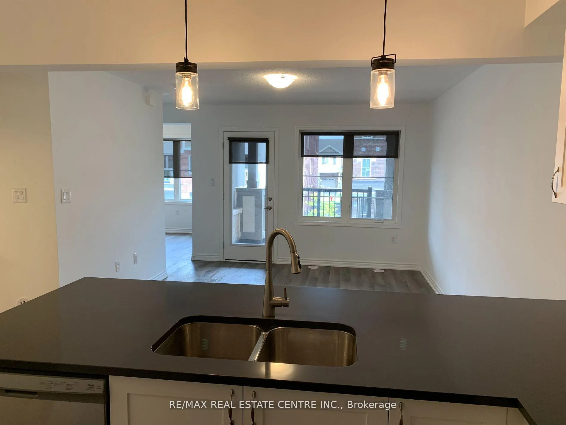 Photo 8 of 1260 Hop Place, Milton, Cobban — HOMEH
